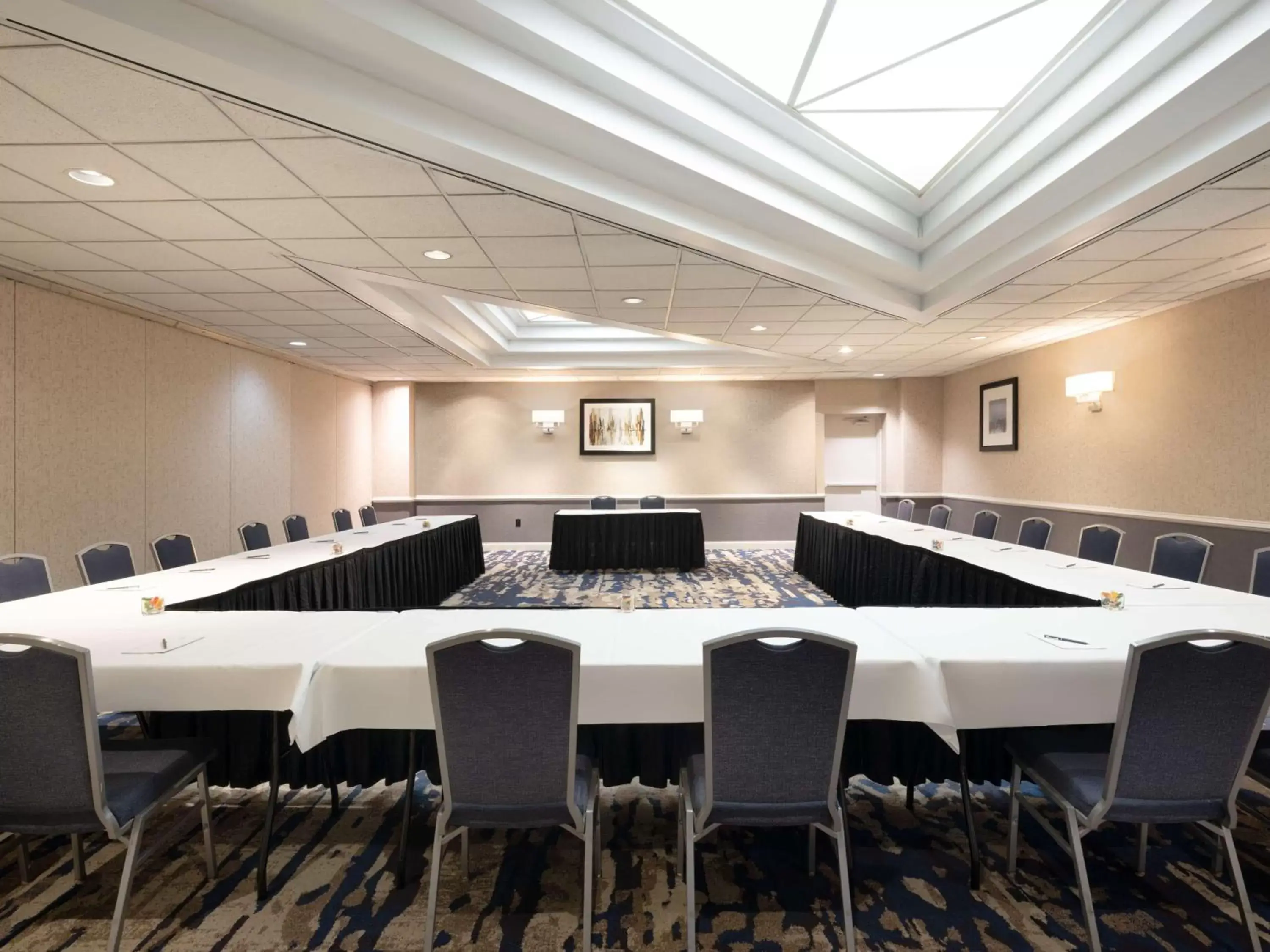 Meeting/conference room in Embassy Suites Baltimore - North/Hunt Valley