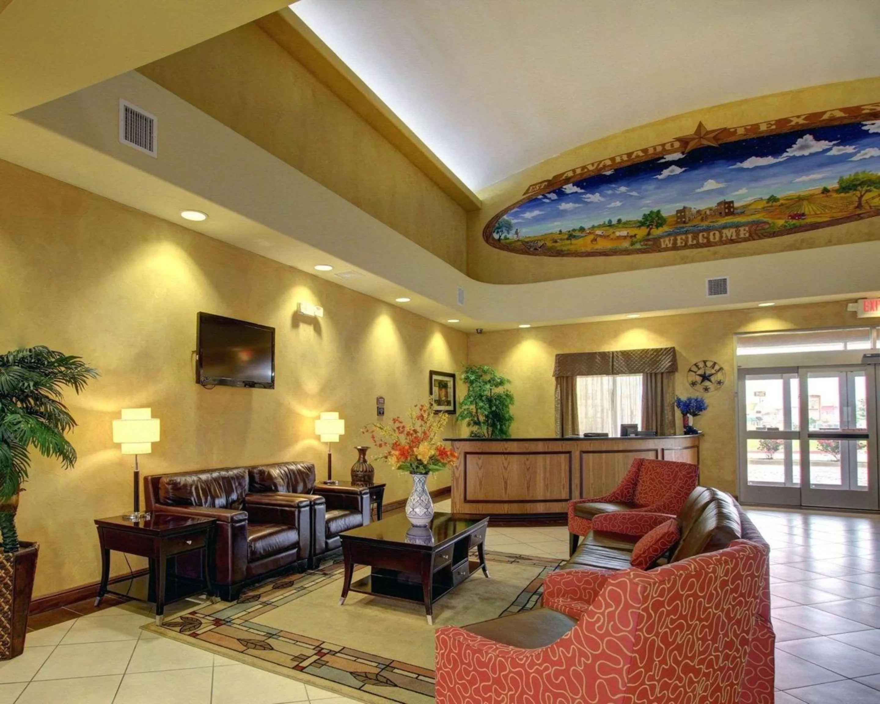 Lobby or reception in Comfort Inn & Suites Alvarado