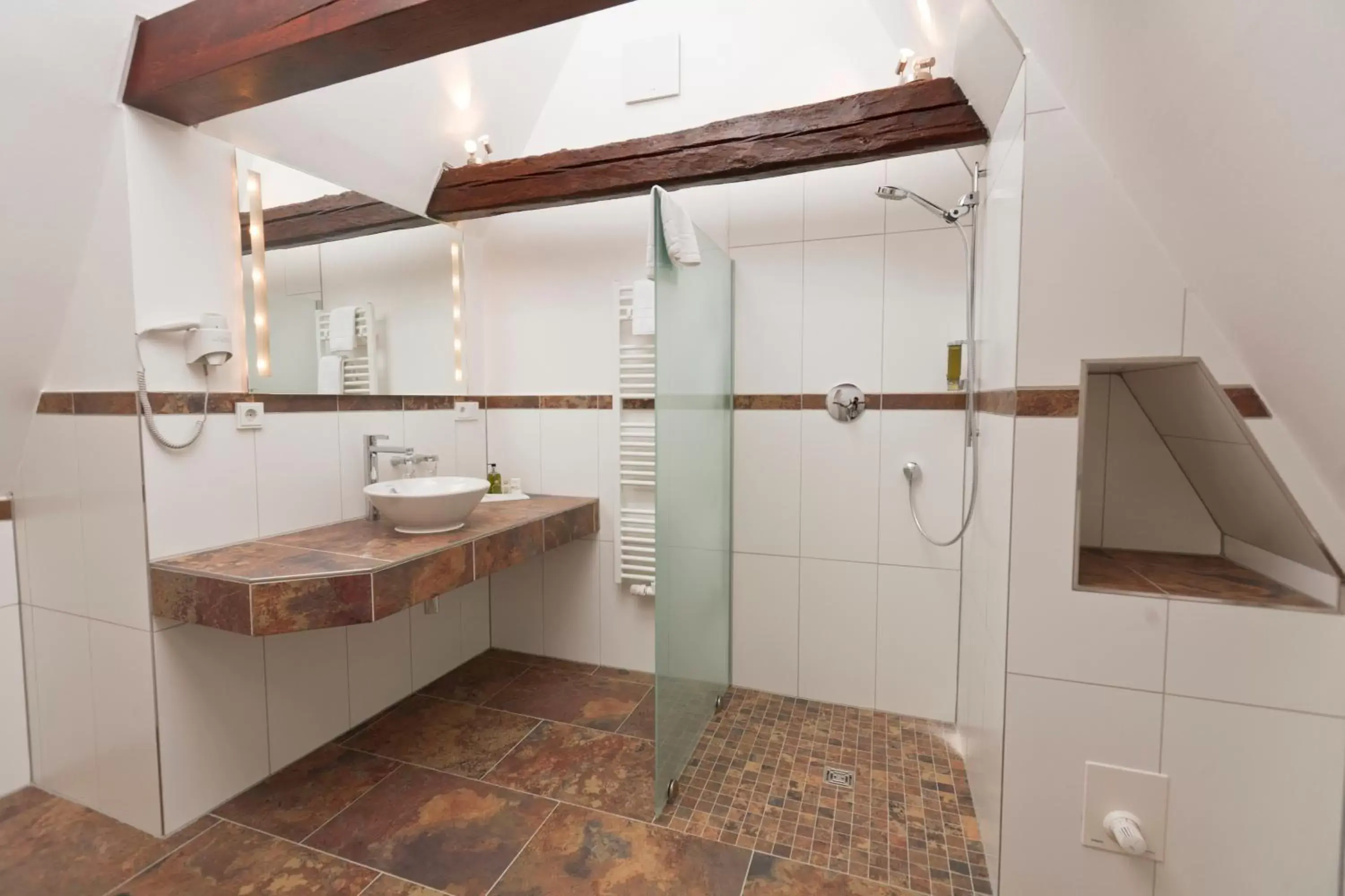 Bathroom in Romantik Hotel Scheelehof Stralsund