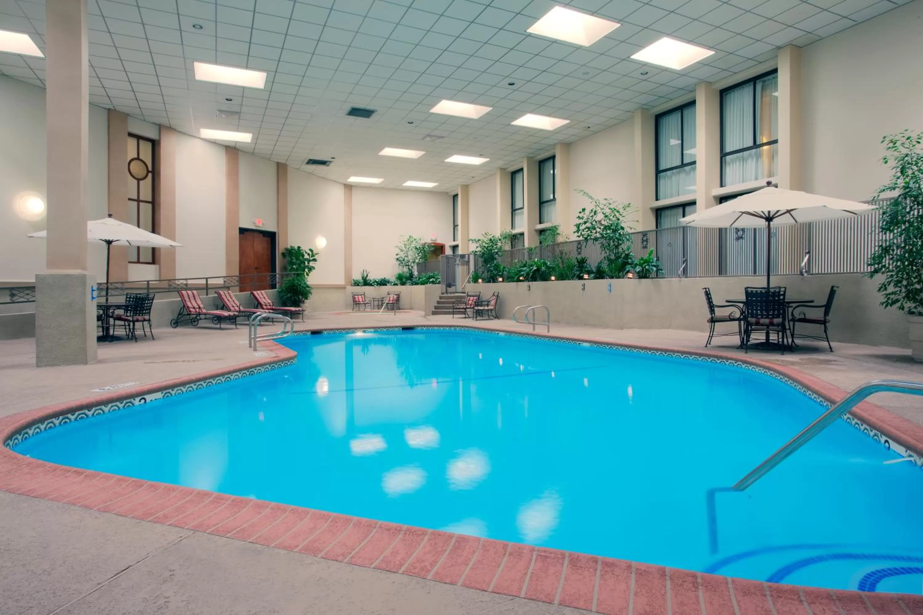 Swimming pool in Wyndham Visalia