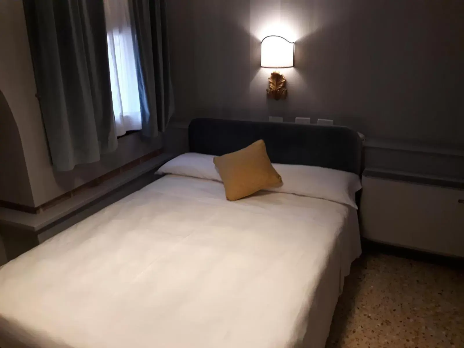 Other, Bed in Hotel Tiziano