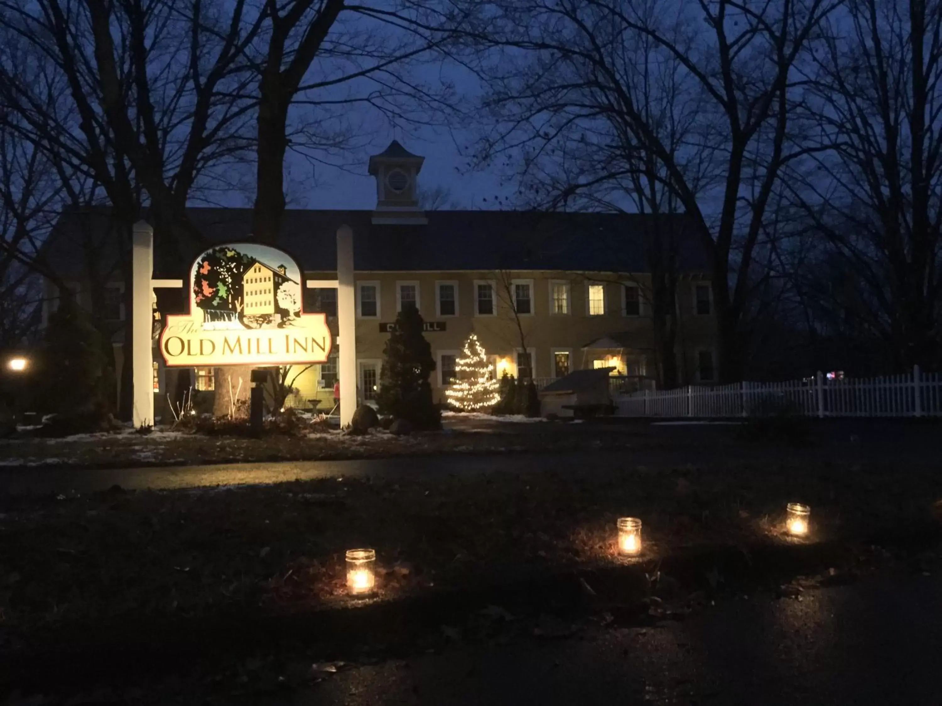 Facade/entrance, Property Building in Old Mill Inn