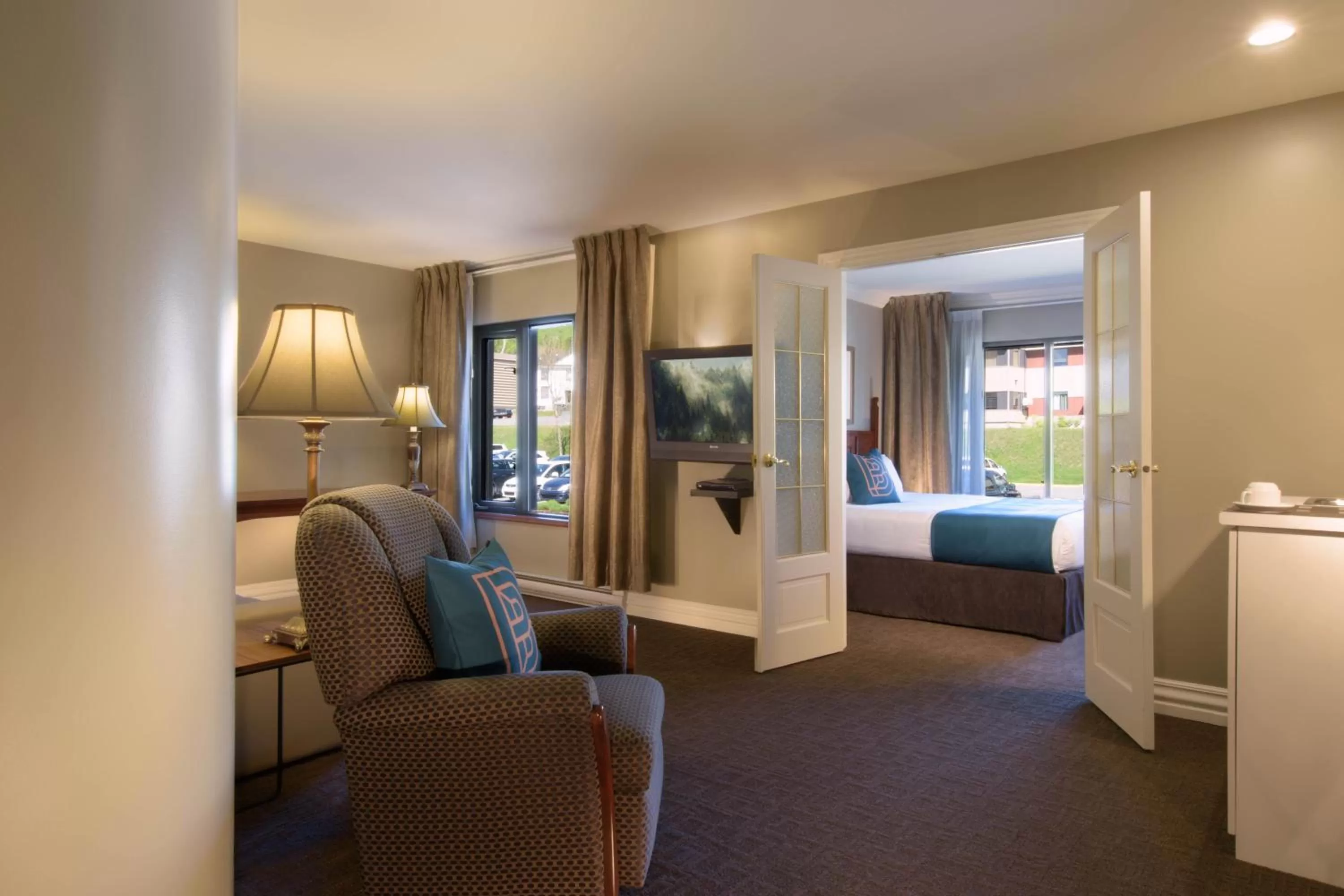 Bedroom, Bed in Hôtel Baker