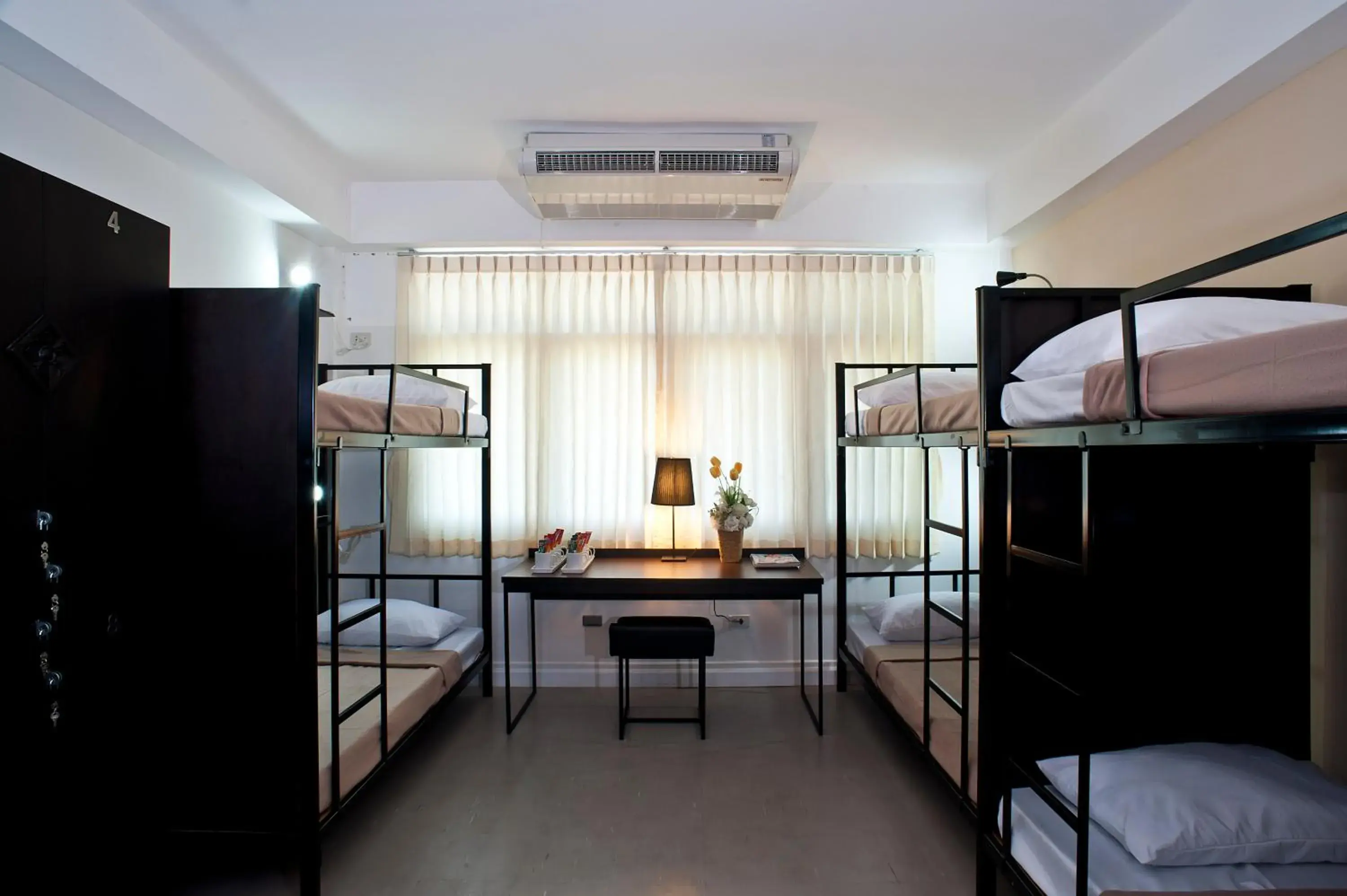 Day, Bunk Bed in G9 Bangkok Hotel