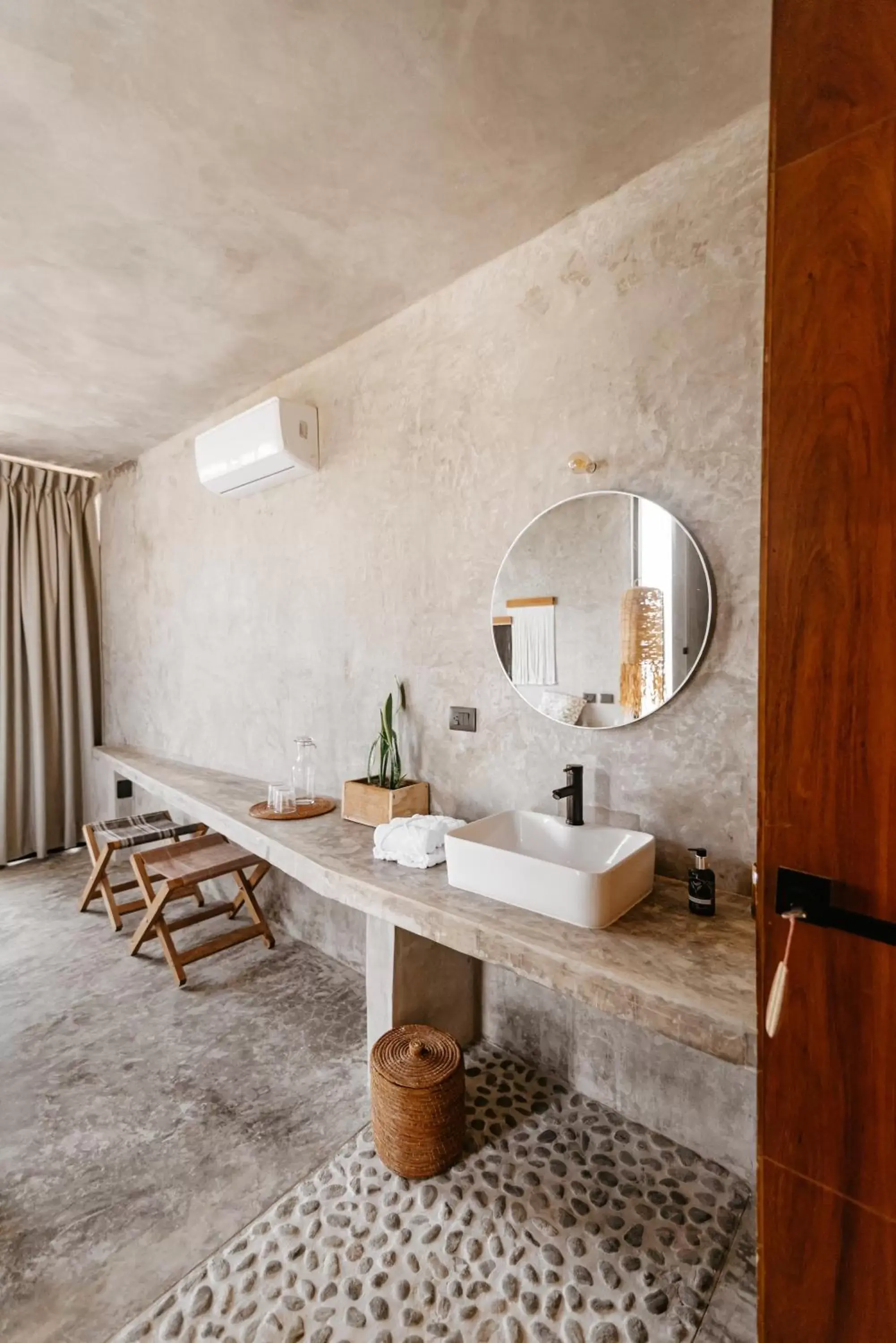 Bedroom, Bathroom in DOS MARES Pool Club Boutique Hotel