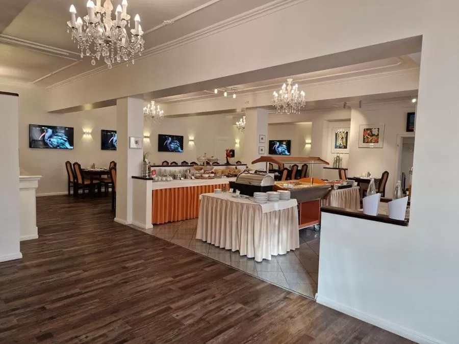 Restaurant/places to eat in artHOTEL Bremen