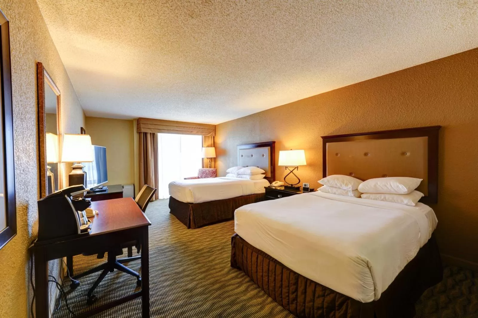 Bedroom, Bed in Crowne Plaza Jacksonville Airport I-95N by IHG