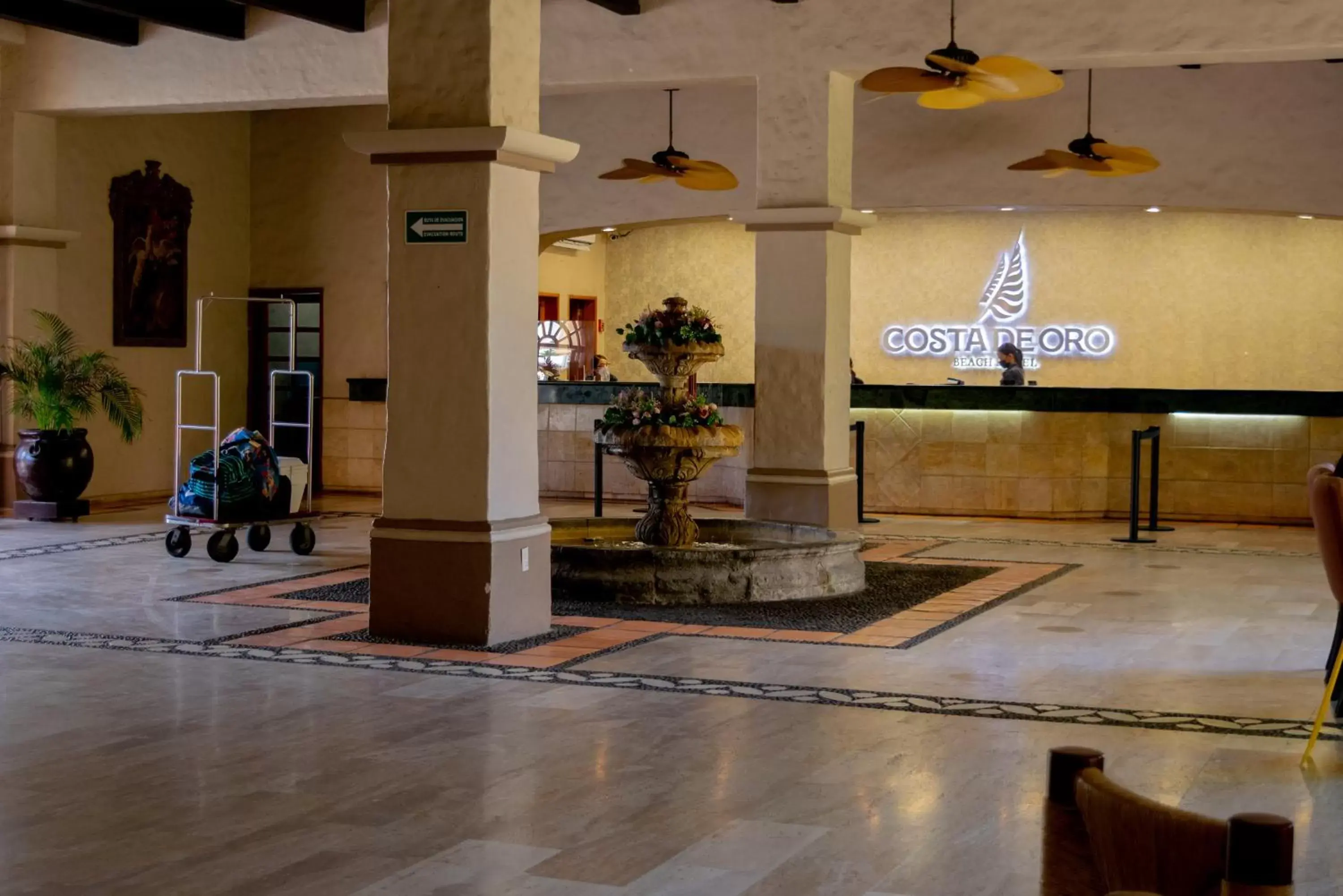 Lobby or reception in Costa de Oro Beach Hotel