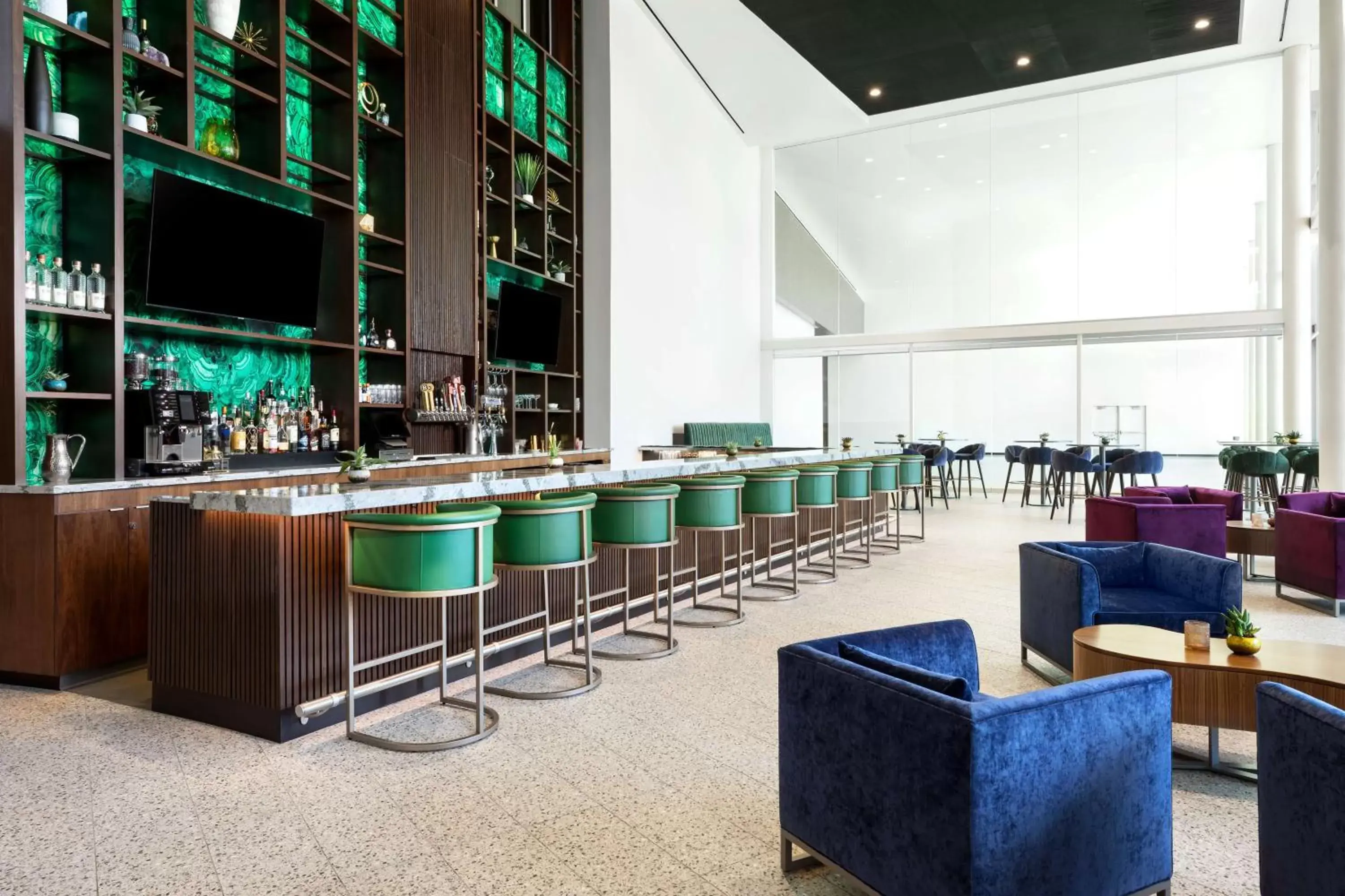Lounge or bar in Doubletree By Hilton Tucson Downtown Convention Center