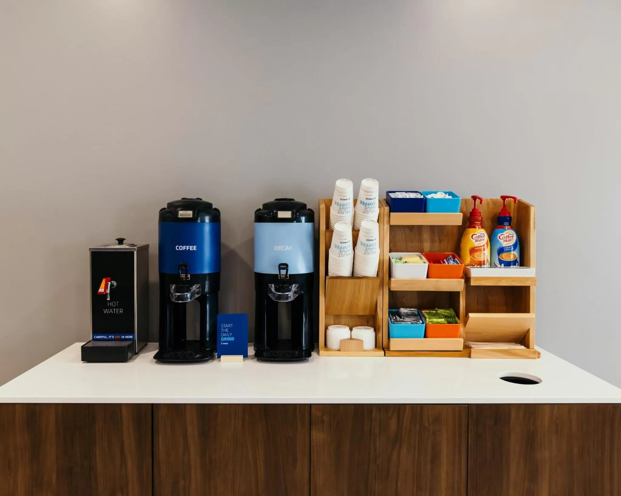 Photo of the whole room in Holiday Inn Express and Suites Urbandale Des Moines by IHG