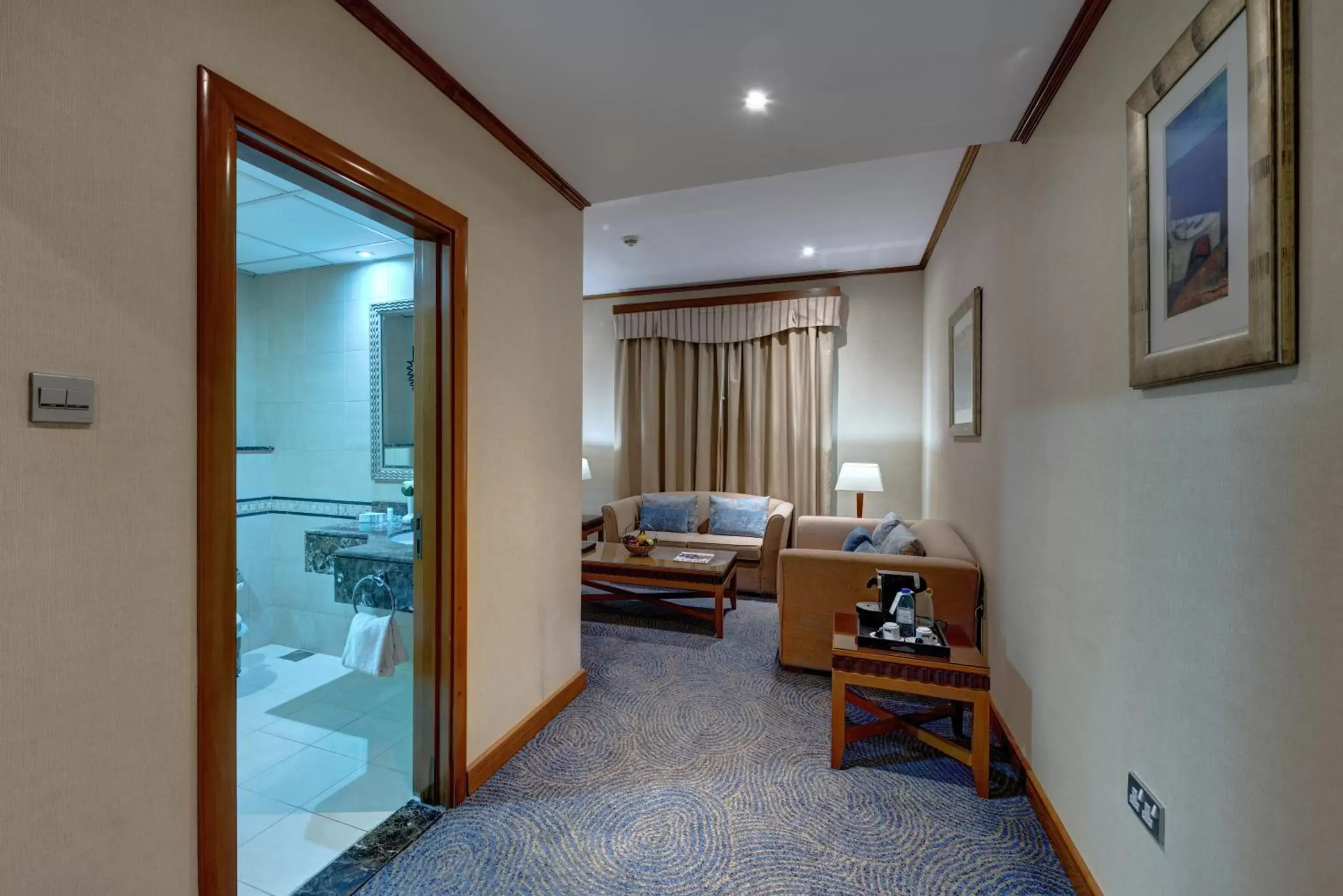 Living room, Seating Area in Golden Tulip Hotel Al Barsha