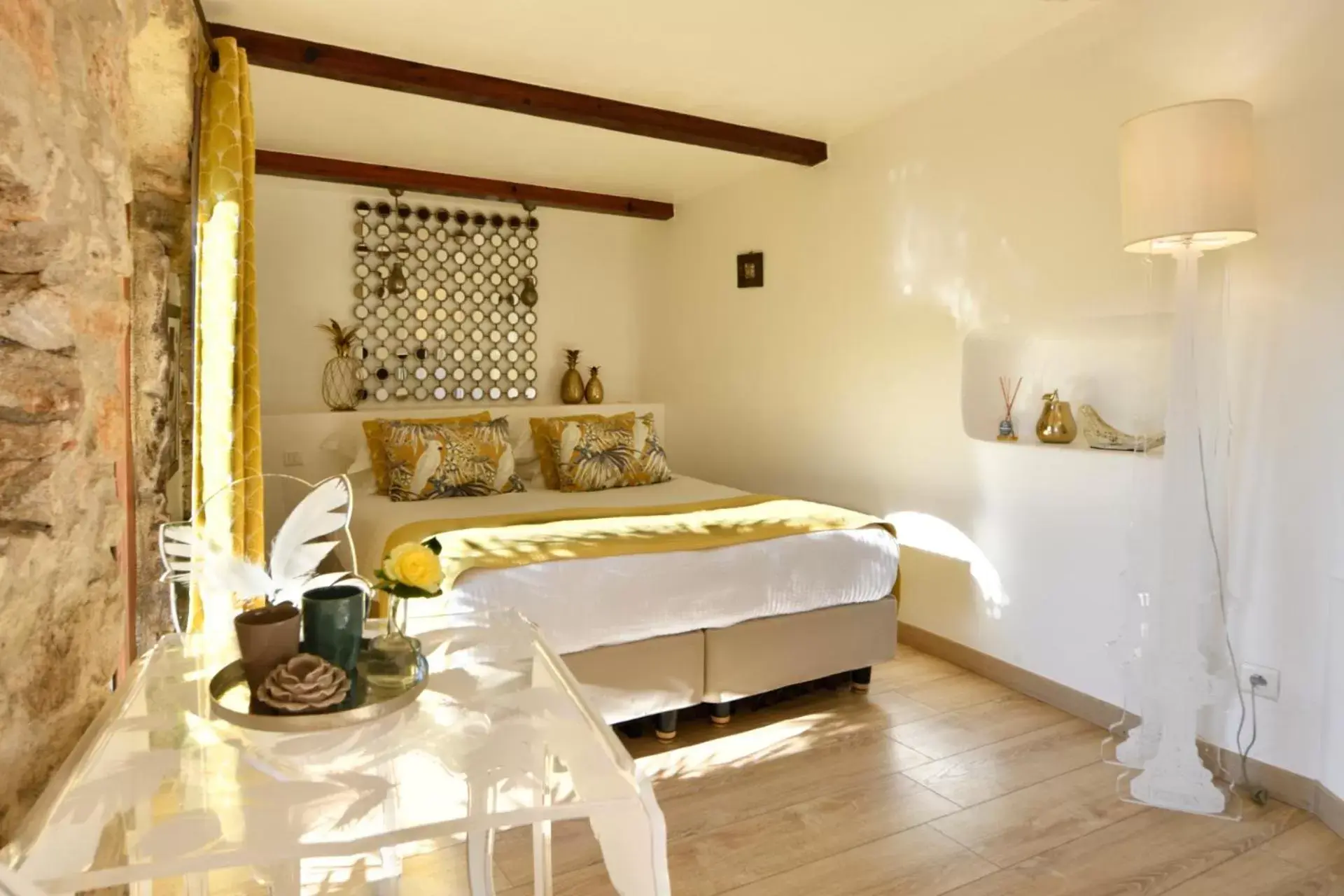Photo of the whole room, Bed in Lodge de Charme A Cheda