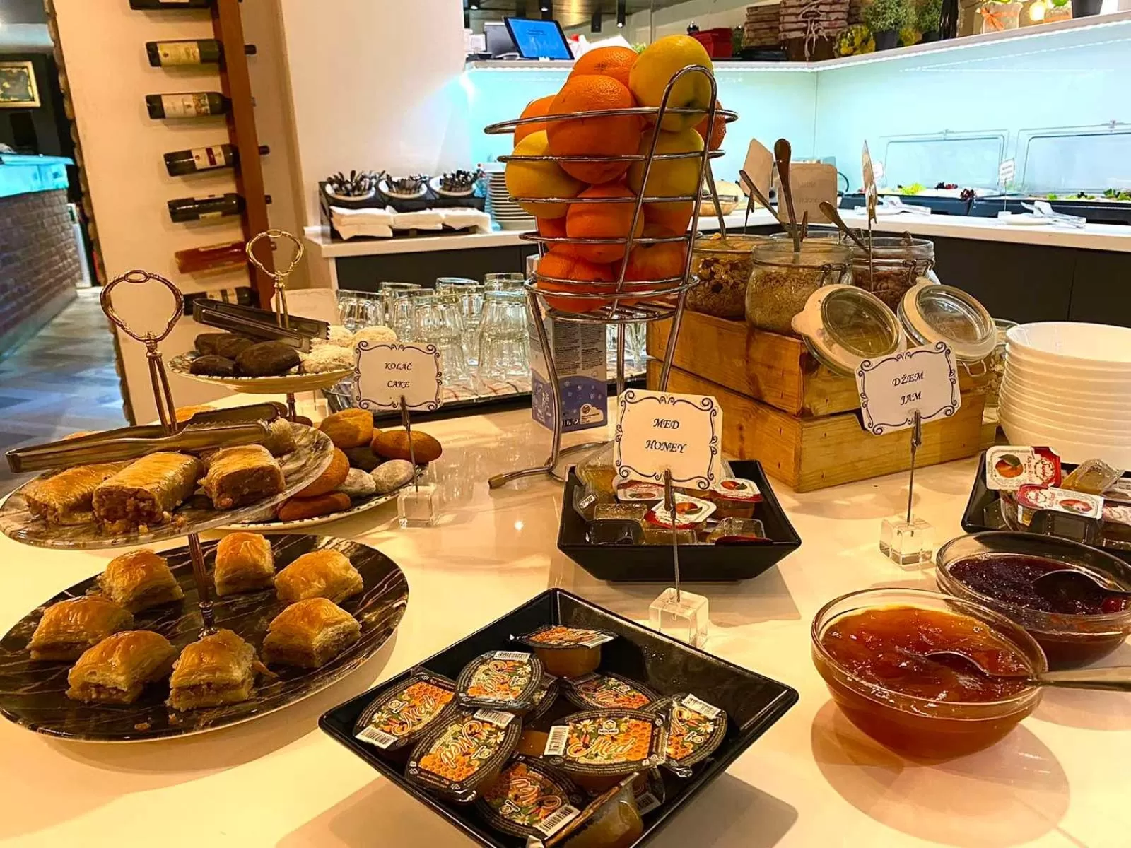 Breakfast in Capital Hotel Garni