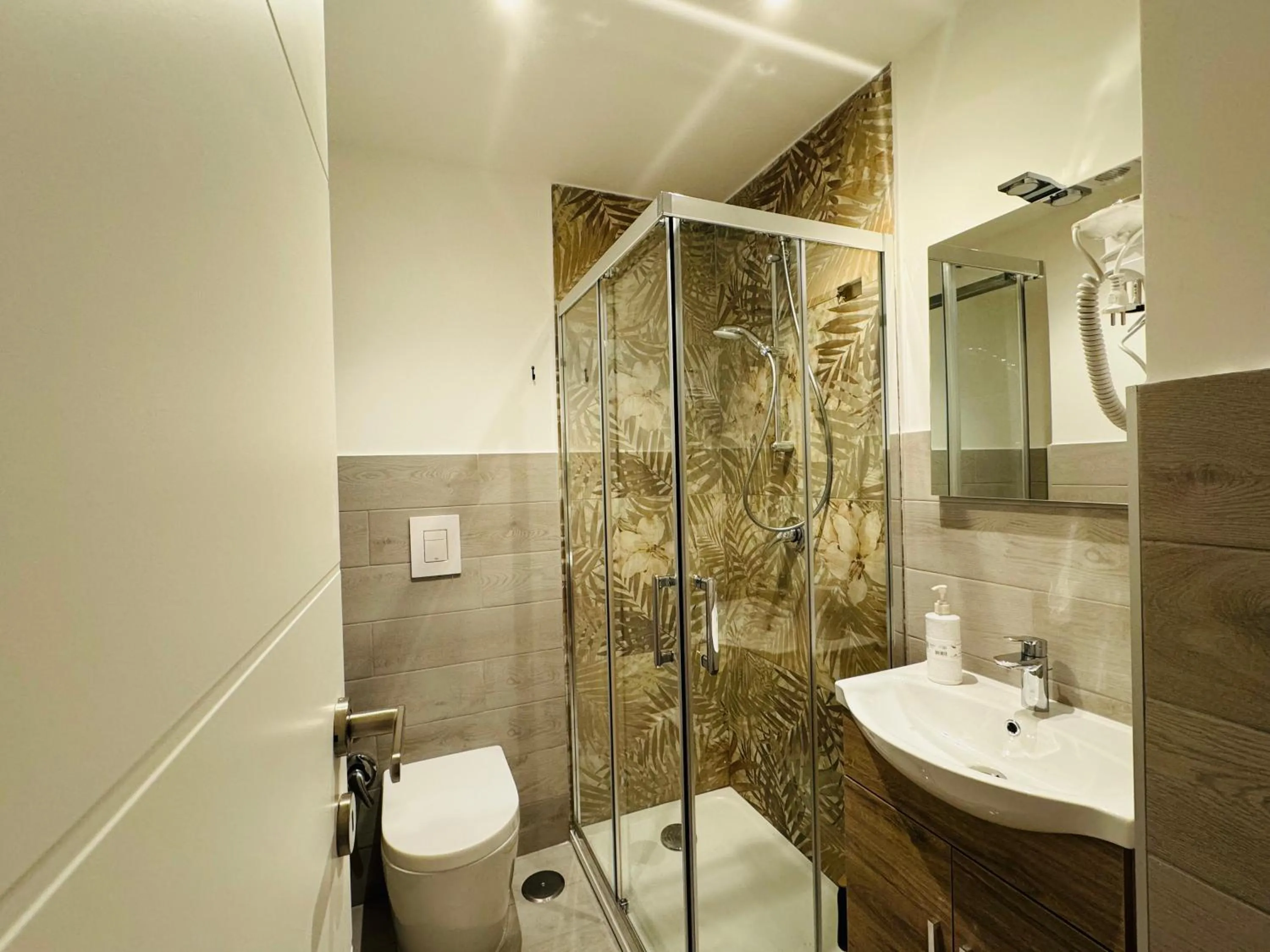 Bathroom in Hostel Mancini Naples