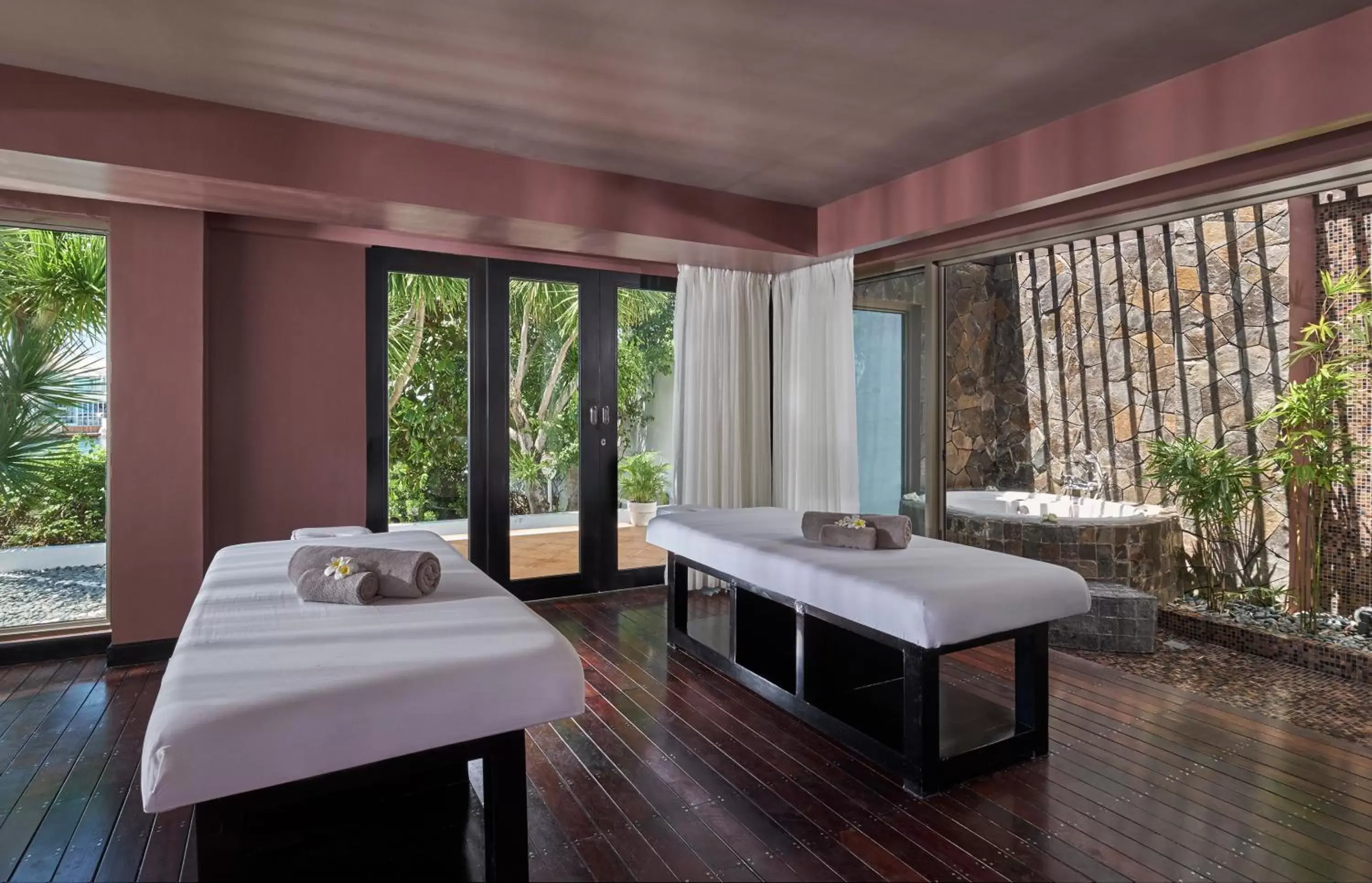 Spa and wellness centre/facilities, Bed in Mövenpick Hotel Mactan Island Cebu Spa and wellness centre/facilities, Bed in Mövenpick Hotel Mactan Island Cebu