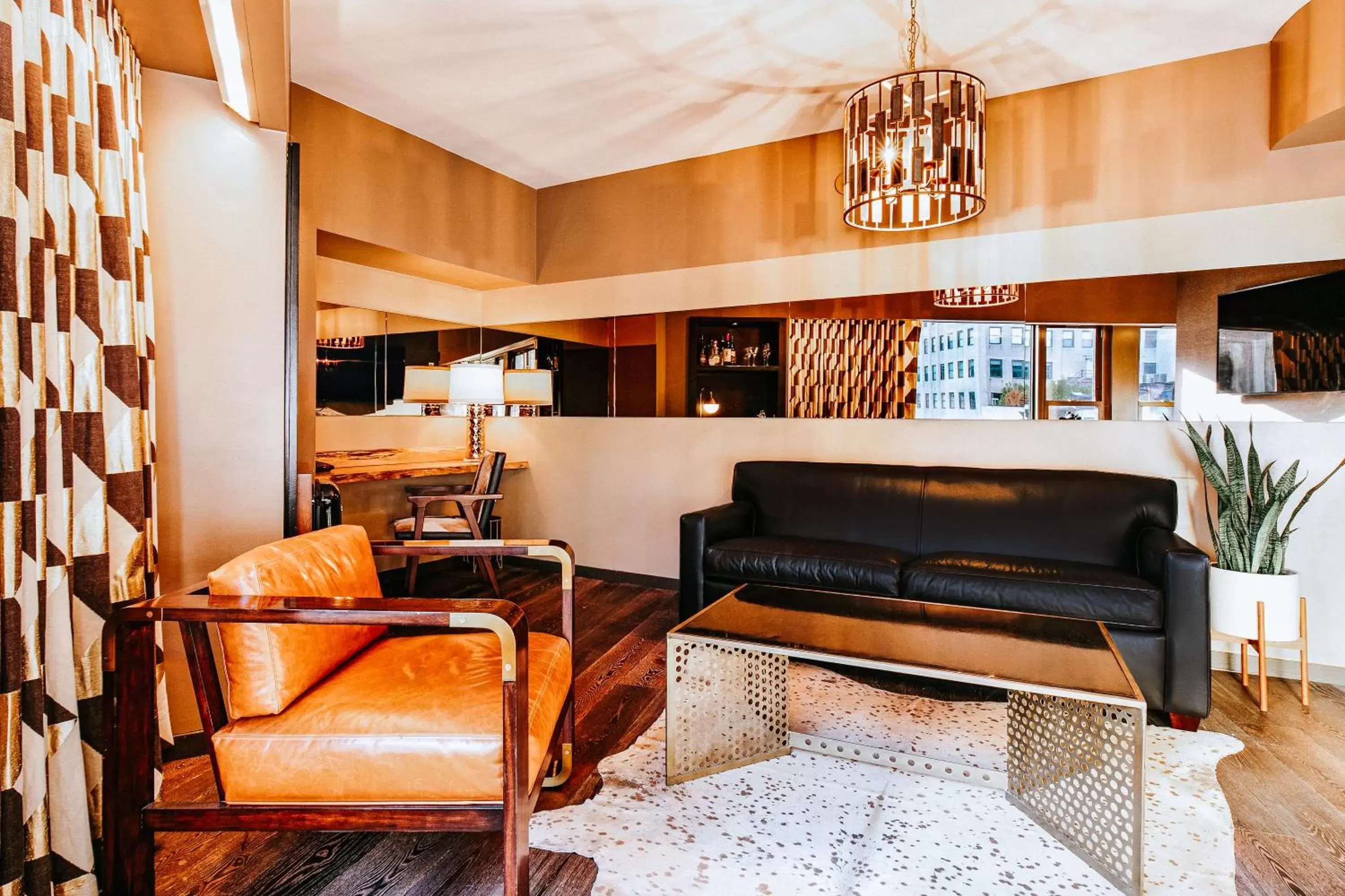 Living room, Seating Area in Roxy Hotel New York