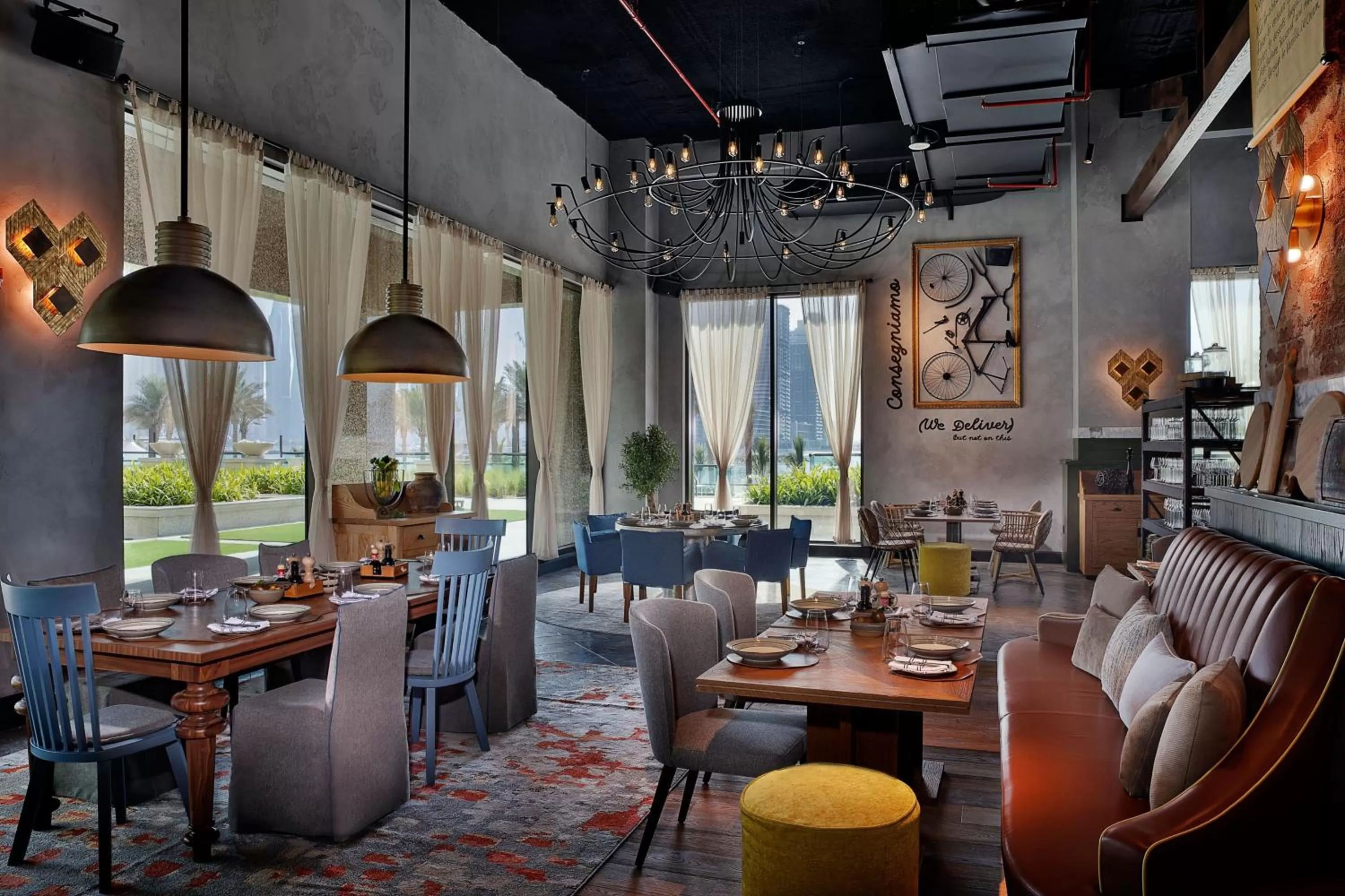 Restaurant/places to eat in Marriott Resort Palm Jumeirah, Dubai