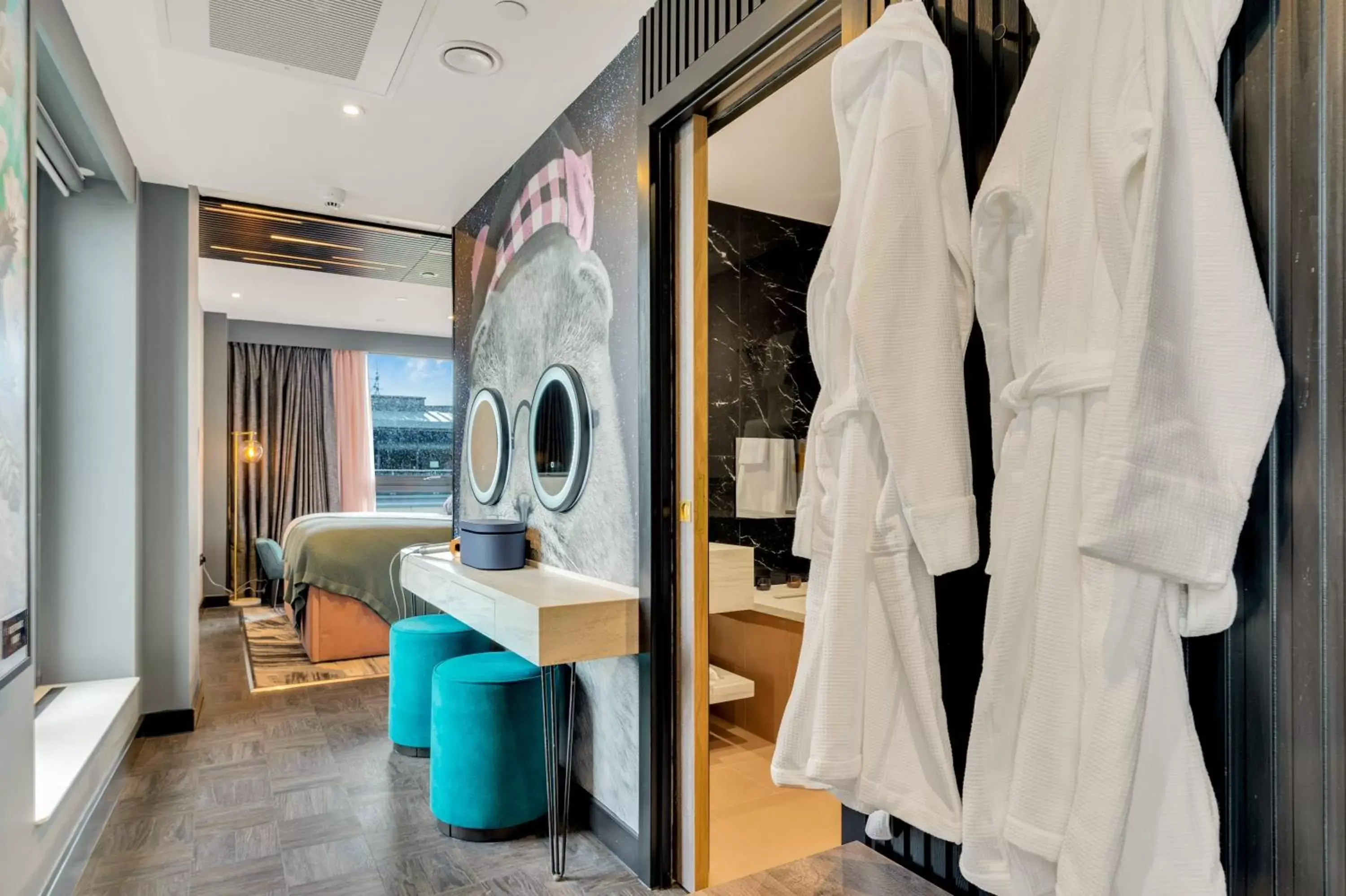 Bedroom in Roomzzz Edinburgh Bedroom in Roomzzz Edinburgh