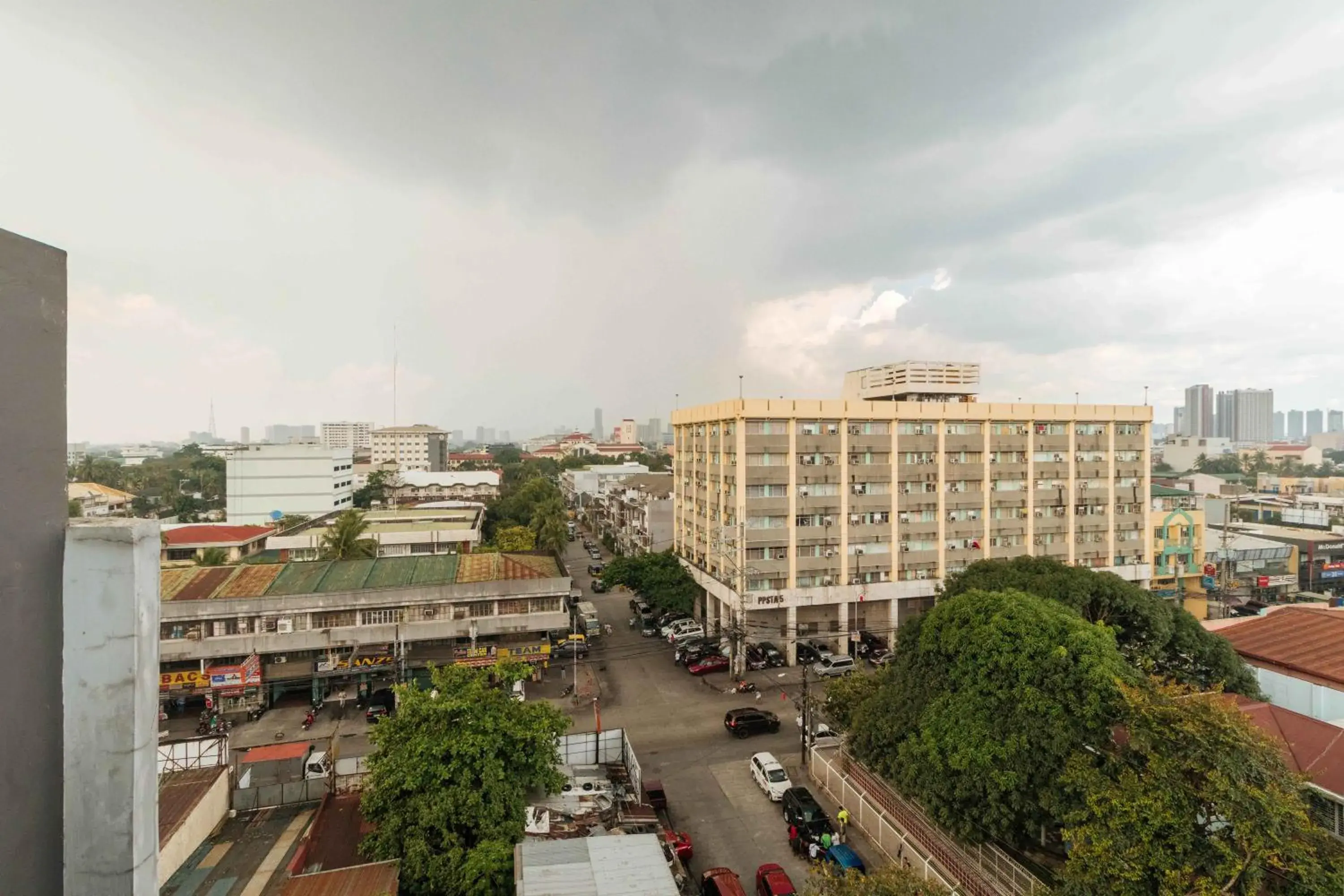 City view in RedDoorz Plus at Banawe Quezon City