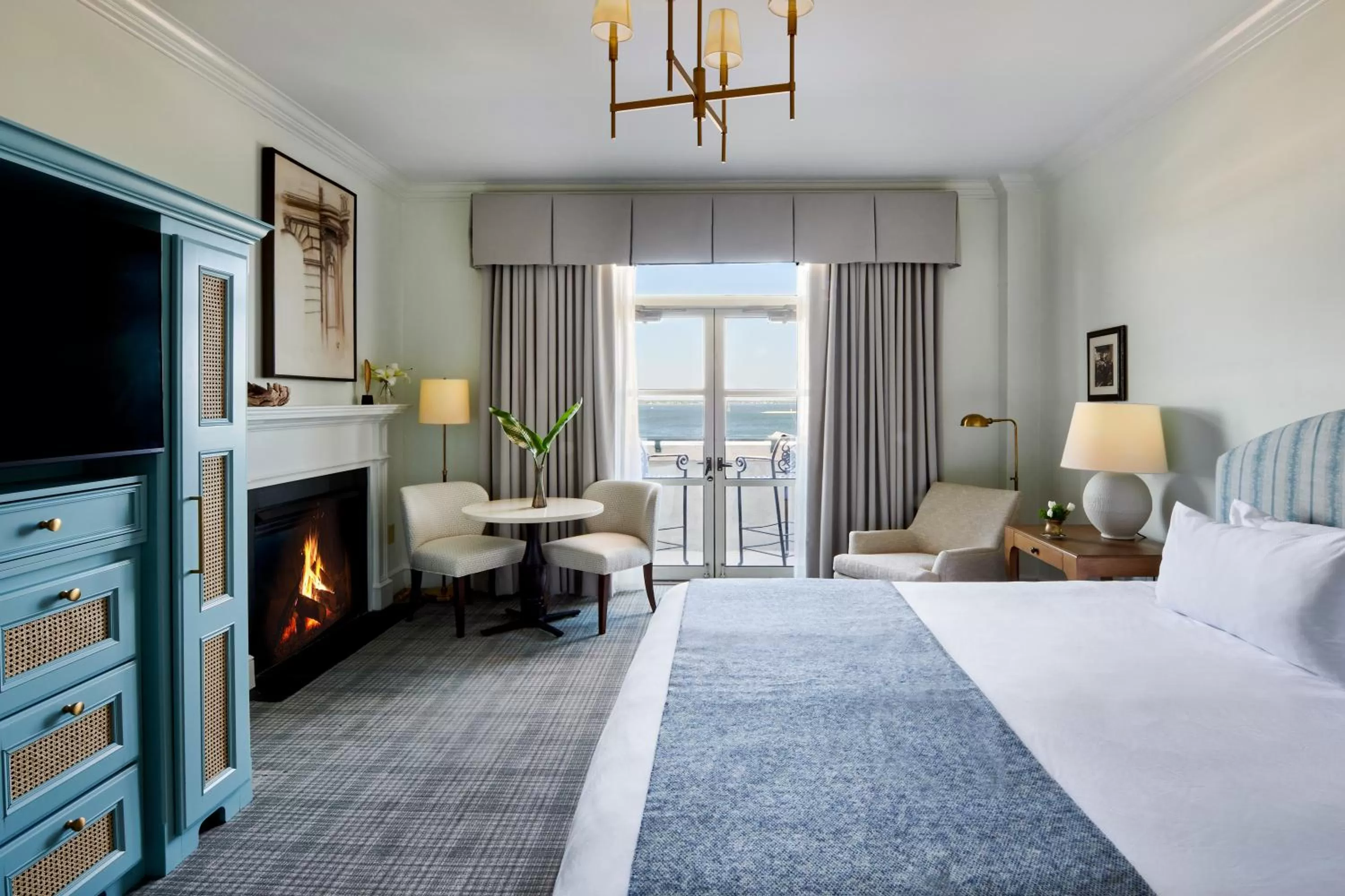 Bed in Harbourview Inn