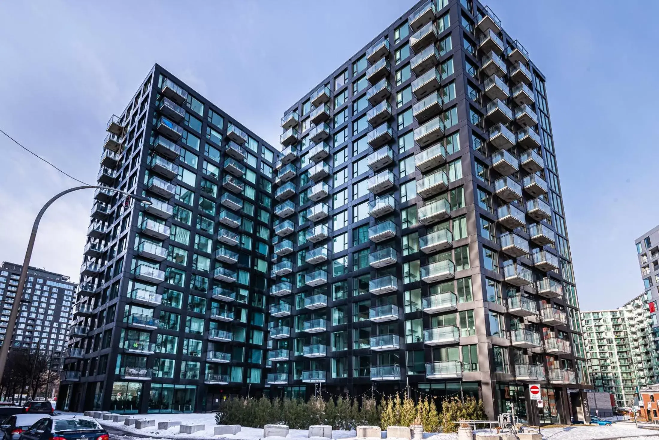 Property Building in WRFY Griffintown Apartment