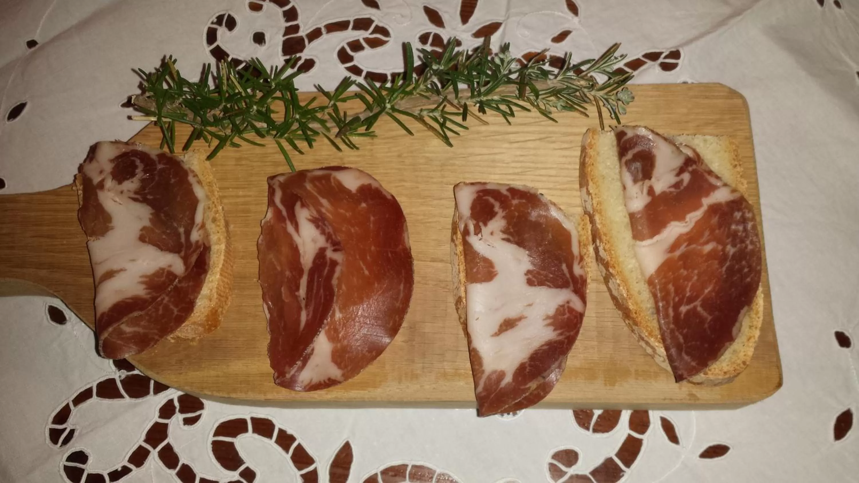 Breakfast in A Casa di Lizzy B&B