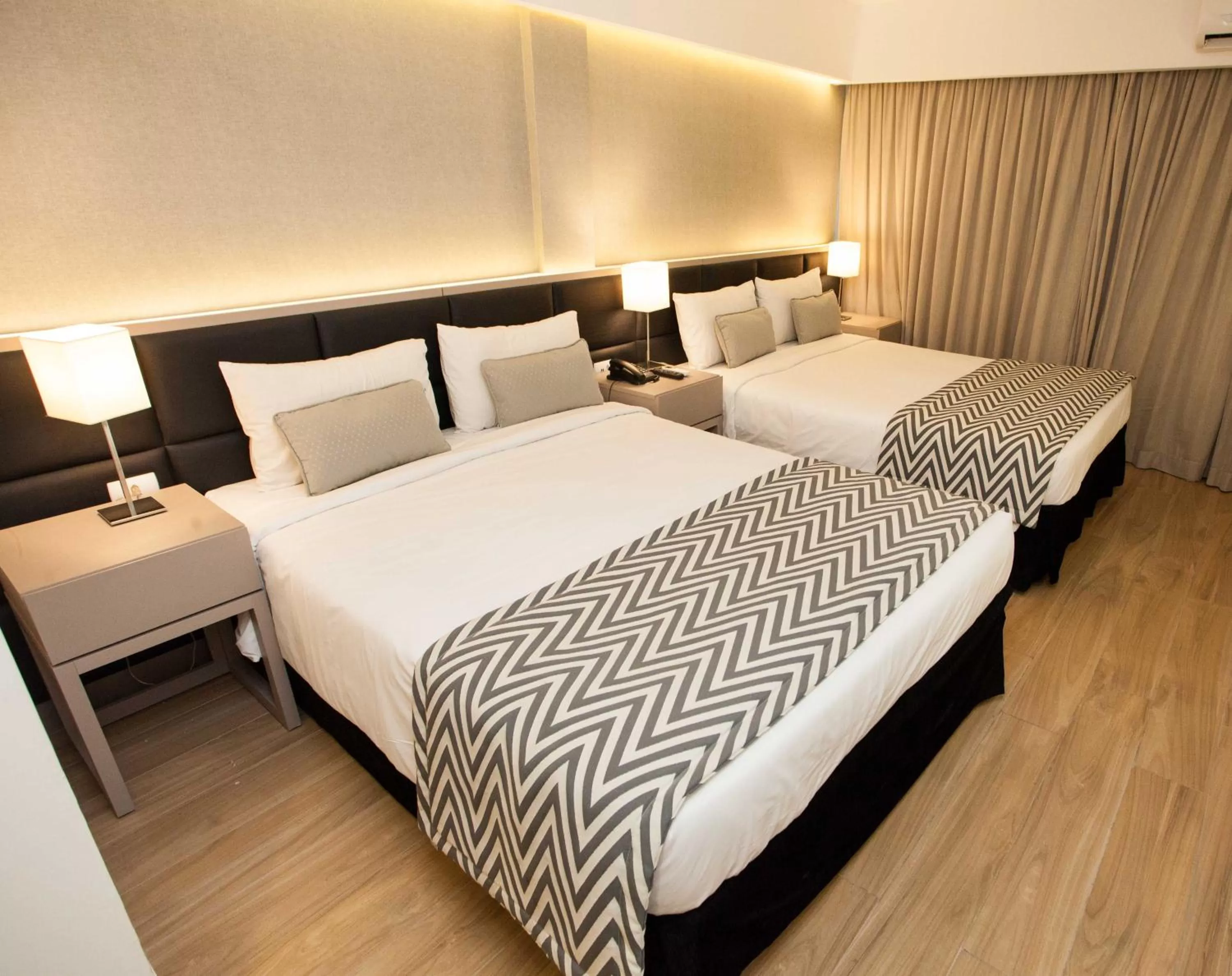 Bed in Royal Regency Palace Hotel