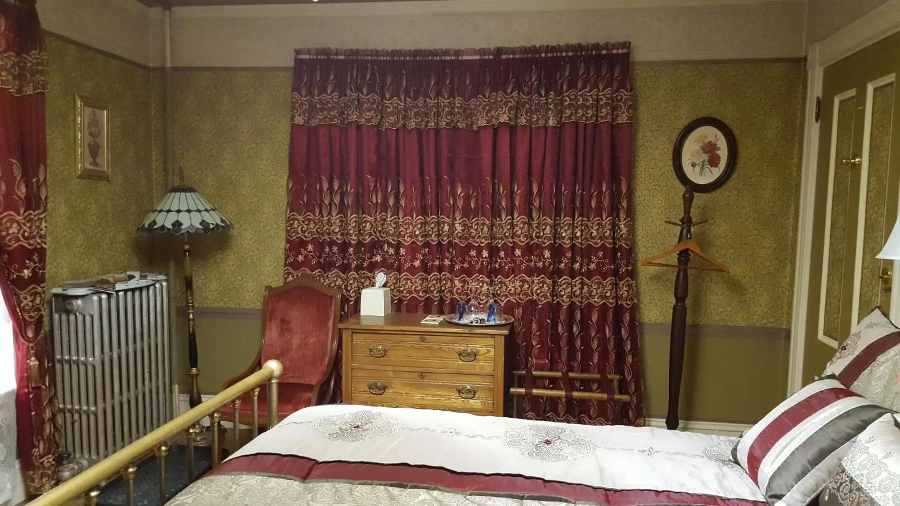 Bedroom in Holidae House Bed & Breakfast