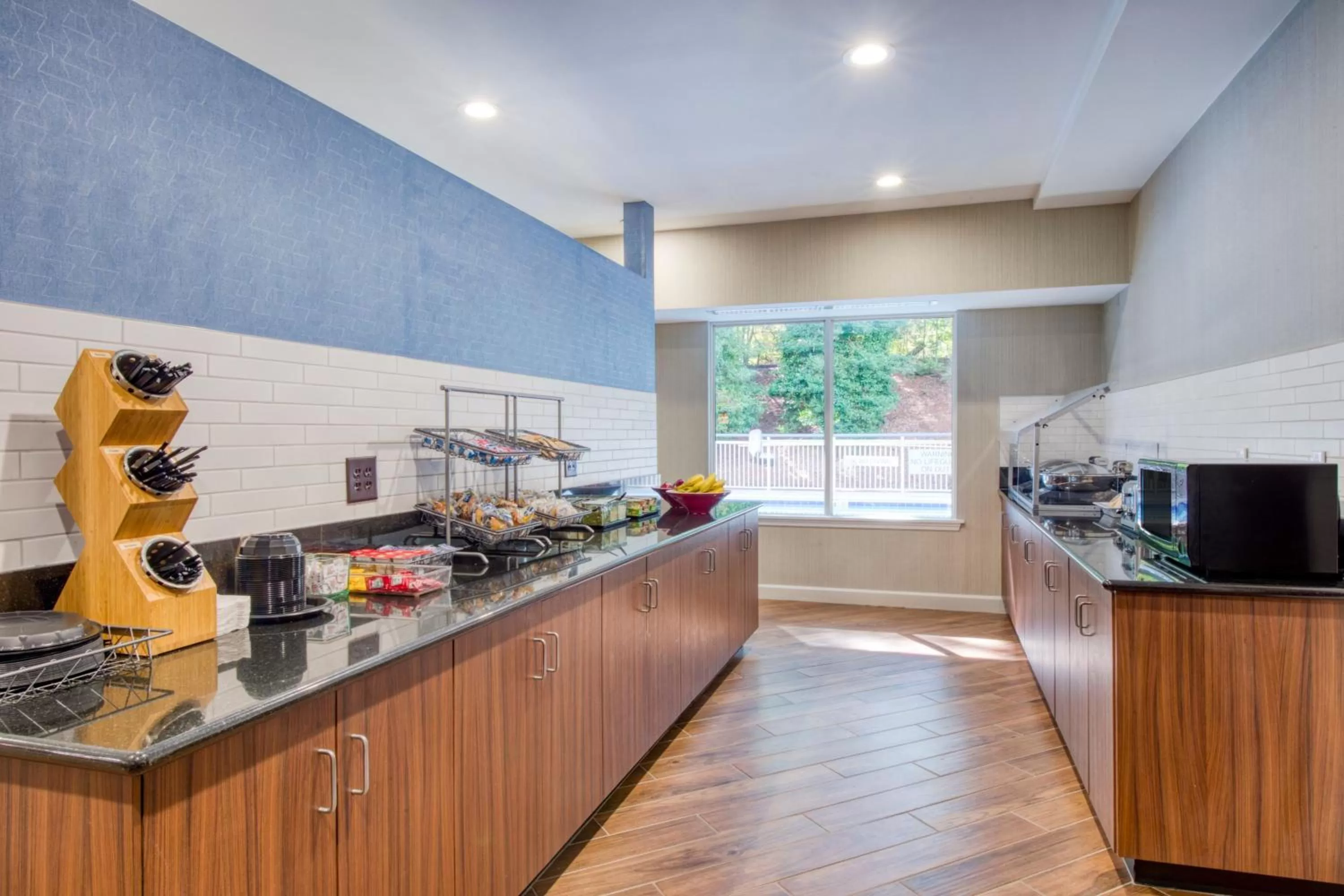 Breakfast in Fairfield Inn & Suites Raleigh Crabtree Valley