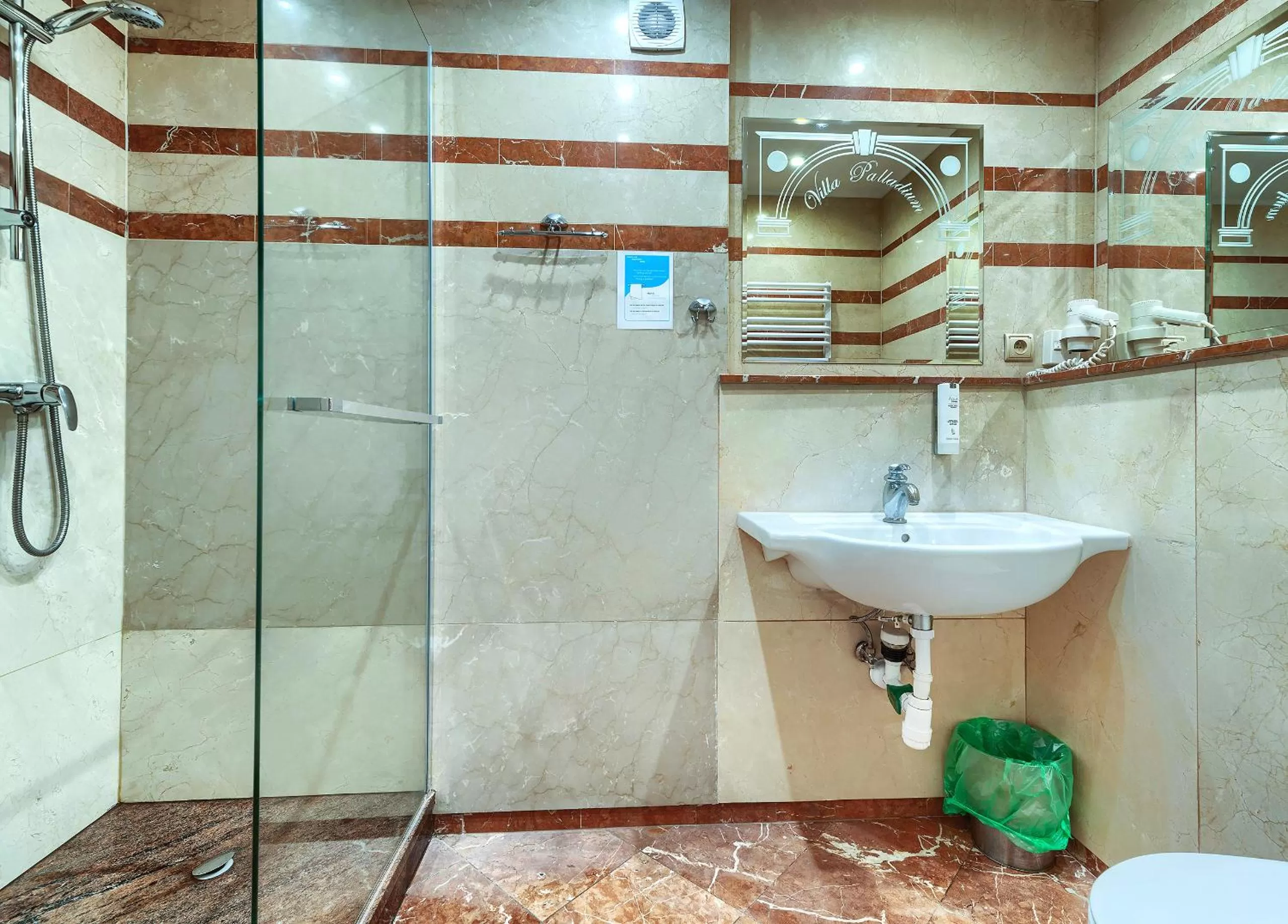 Bathroom in Villa Palladium