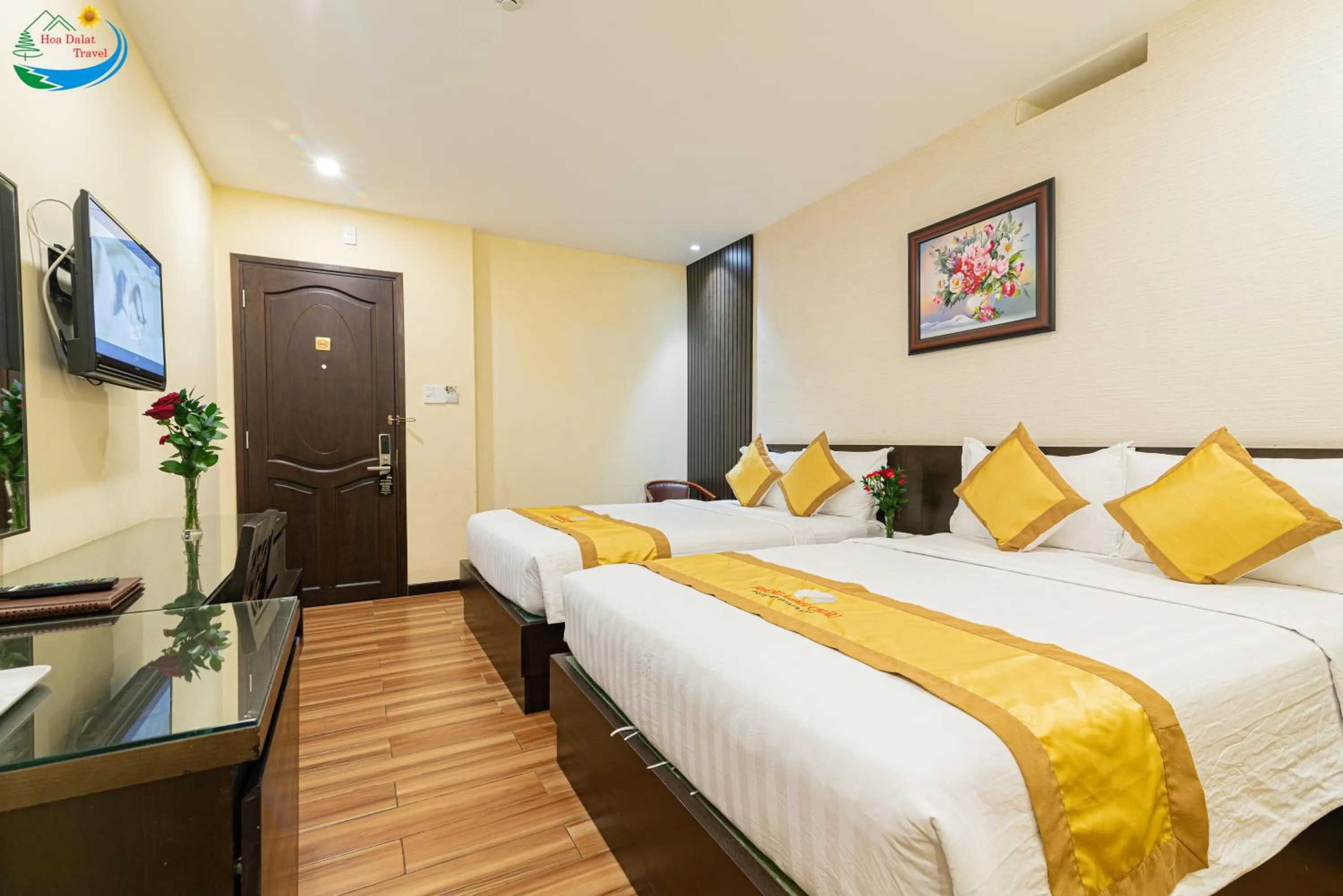 Bed in Hoang Minh Chau Ba Trieu Hotel