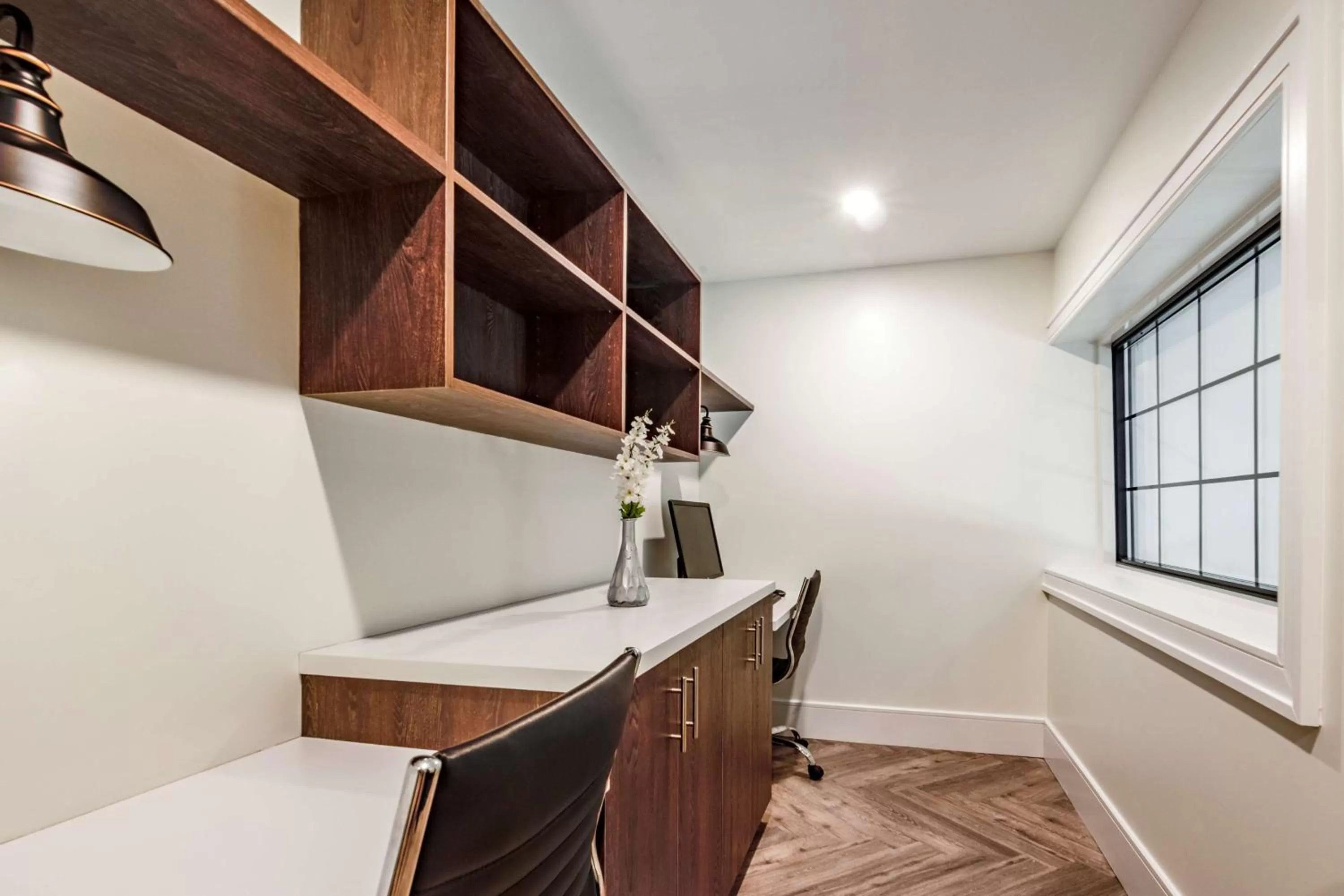 Business facilities in SureStay Plus Hotel by Best Western McGuire AFB Jackson