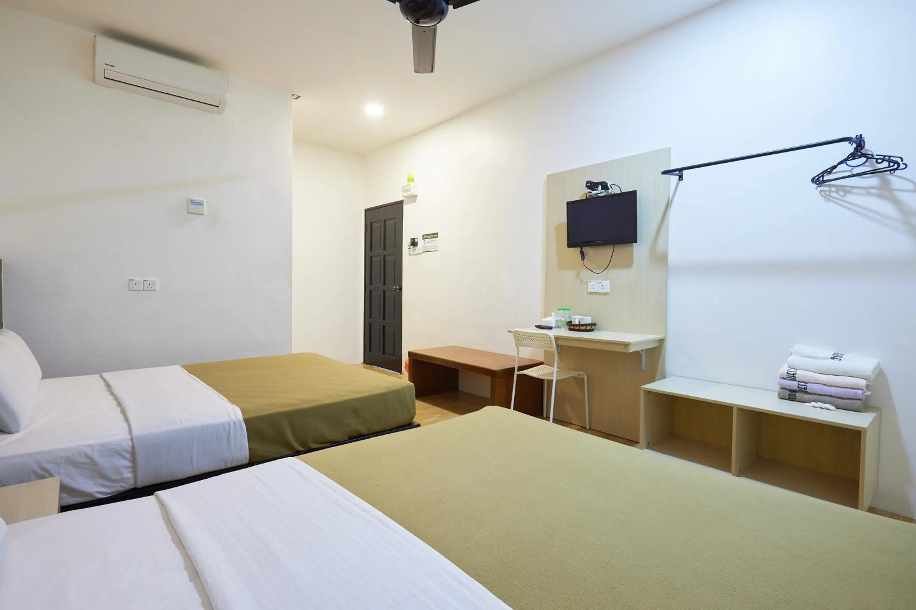 Bed in Uncle Guesthouse Kuala Terengganu