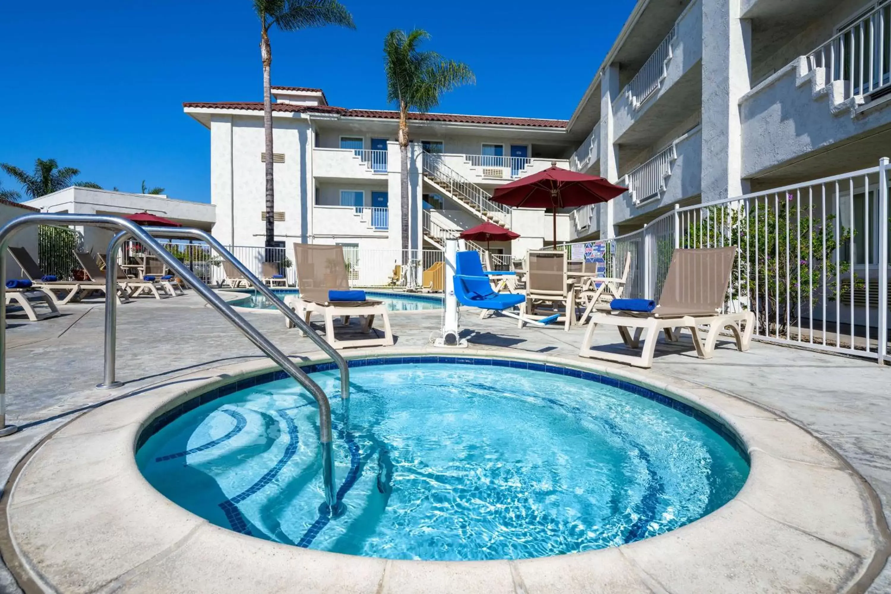 On site, Swimming Pool in Motel 6-Ventura, CA - South