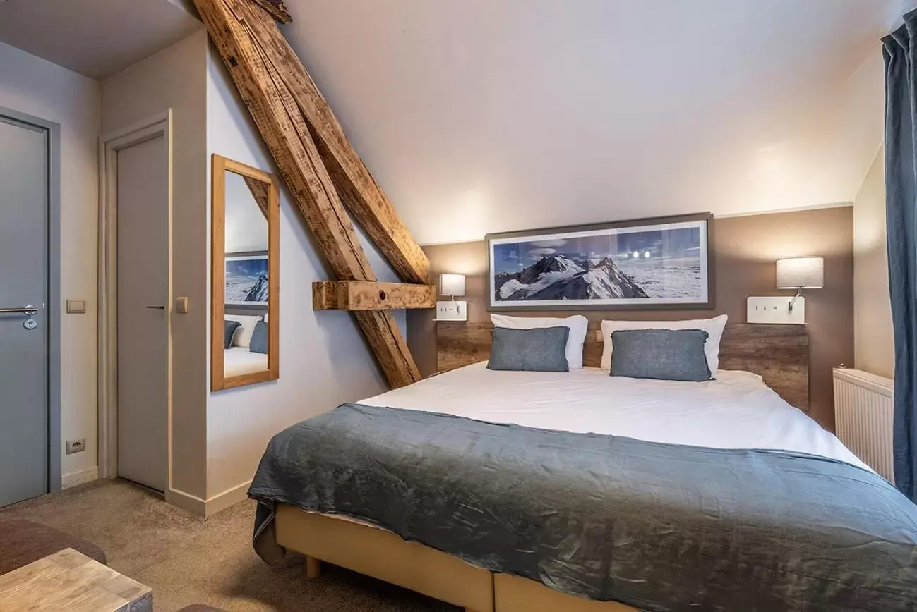 Bed in Eden Hotel, Apartments and Chalet Chamonix Les Praz