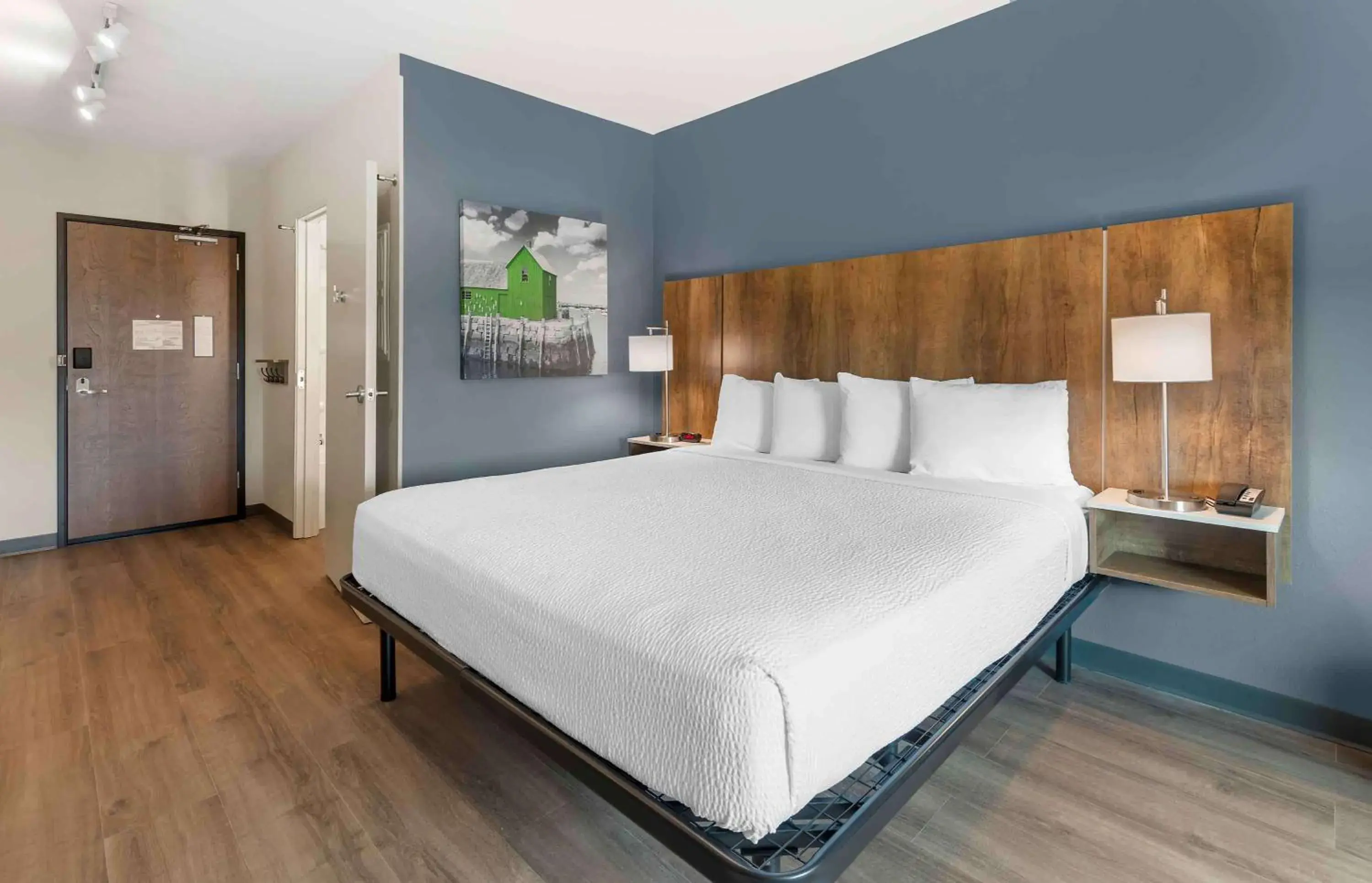 Bedroom, Bed in Extended Stay America Suites - Huntsville - Madison