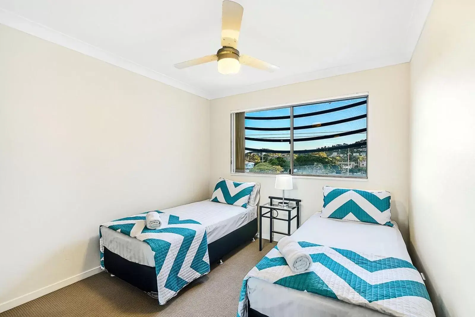 Bedroom, Bed in Golden Riviera Absolute Beachfront Resort
