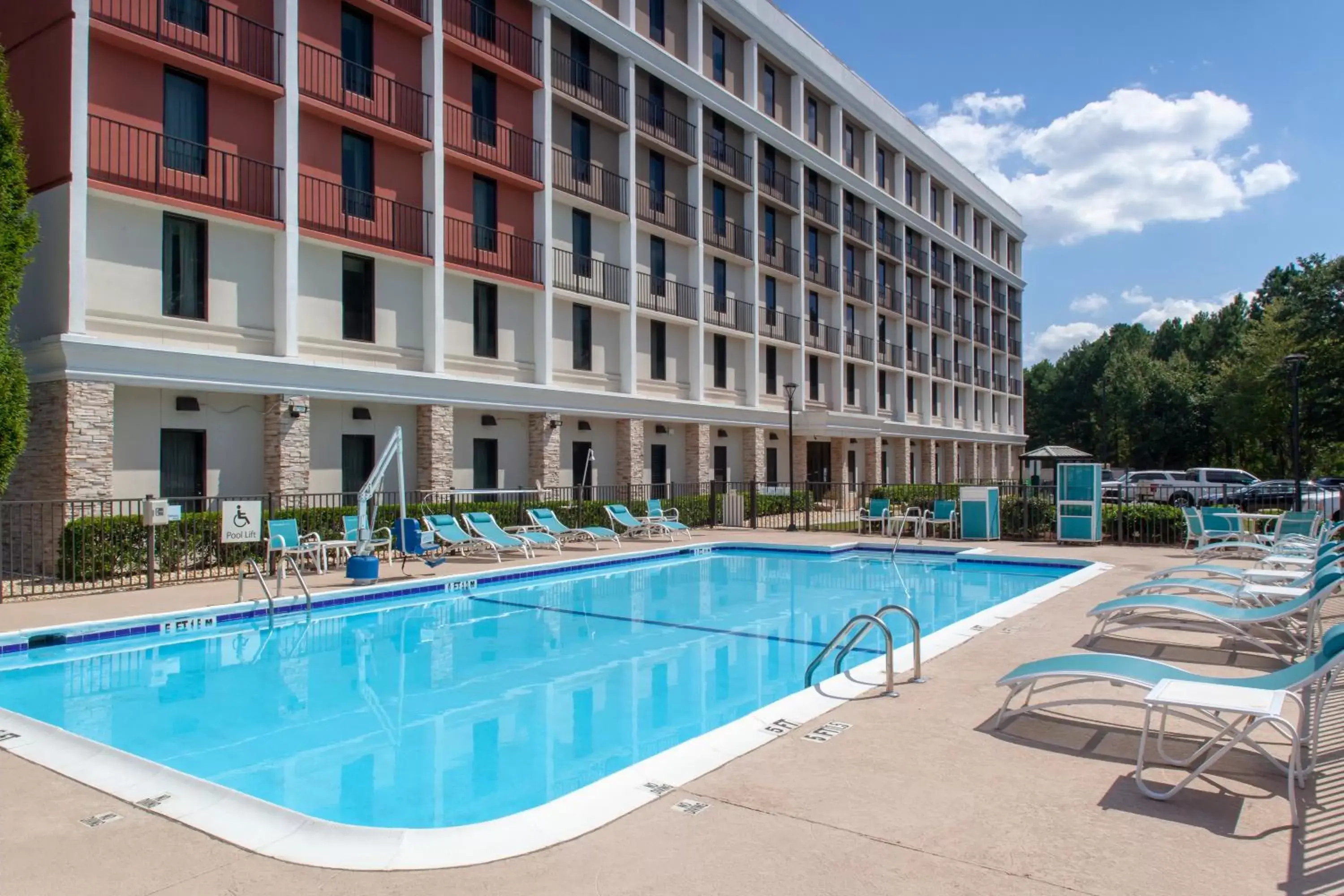 Swimming Pool in Holiday Inn Express Atlanta Airport-College Park, an IHG Hotel