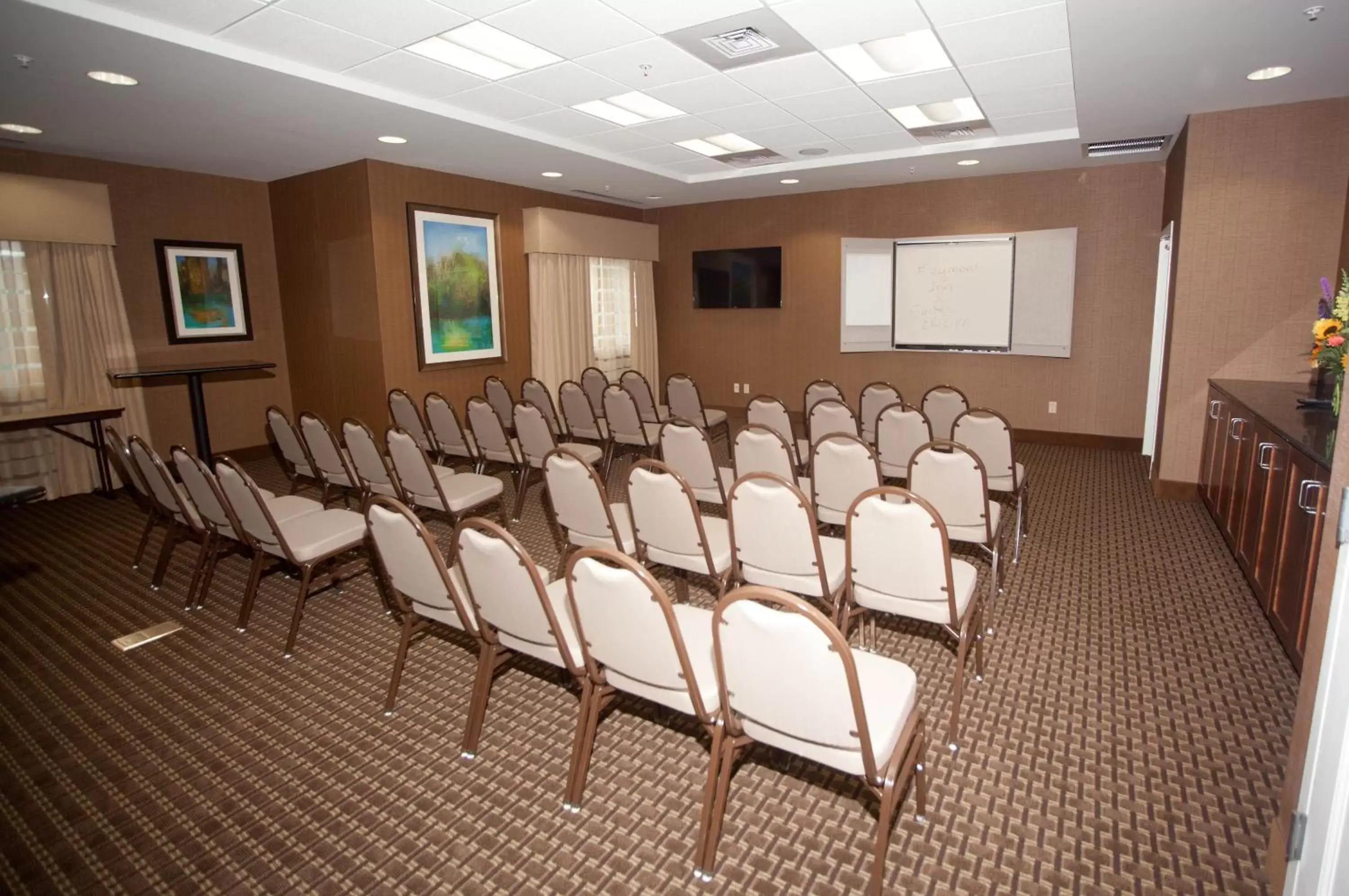 Business facilities in Baymont by Wyndham Erie