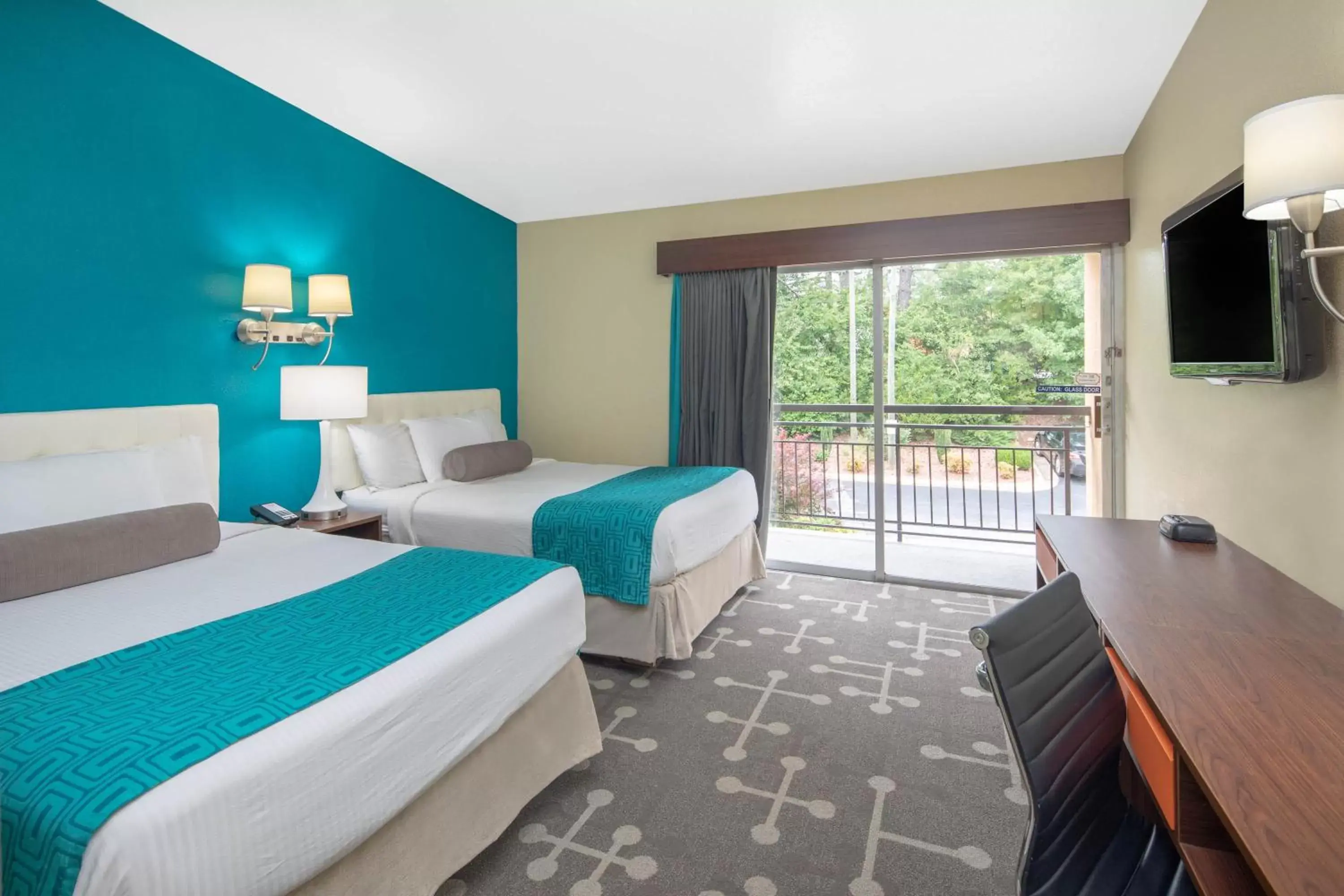 Bed in Howard Johnson by Wyndham Athens