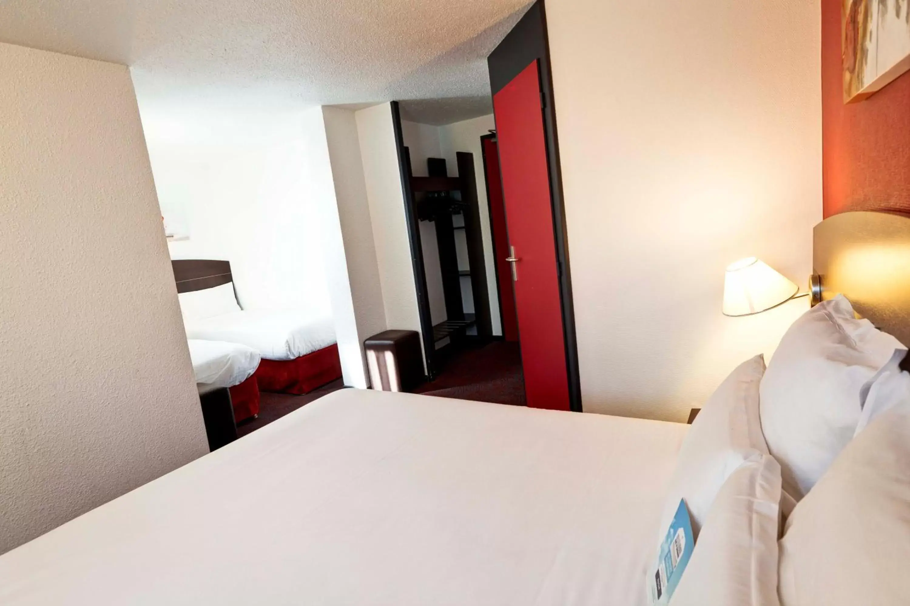 Bedroom, Bed in Kyriad Lyon Sud - Saint Genis Laval