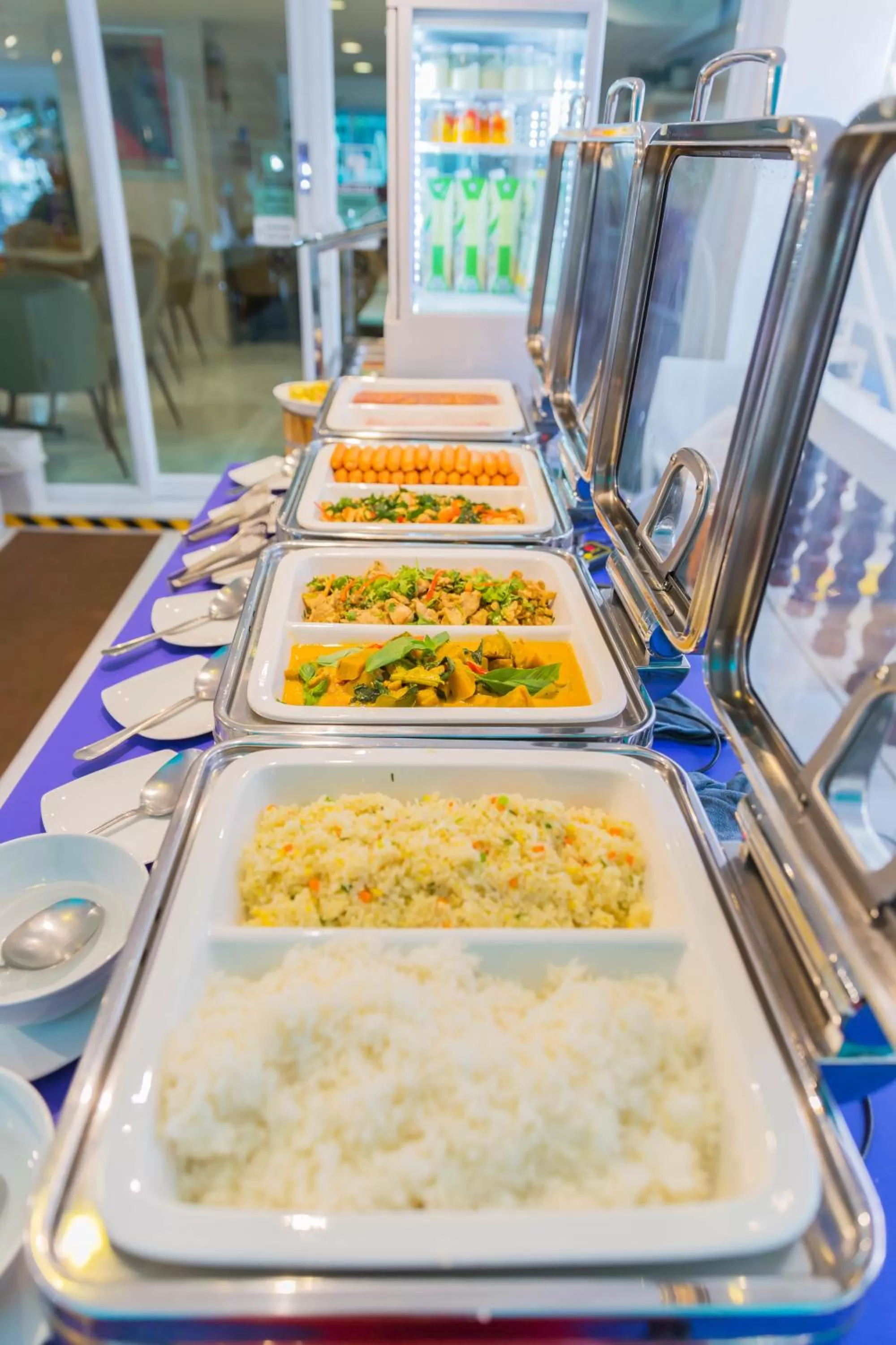 Buffet breakfast in Hotel Zing