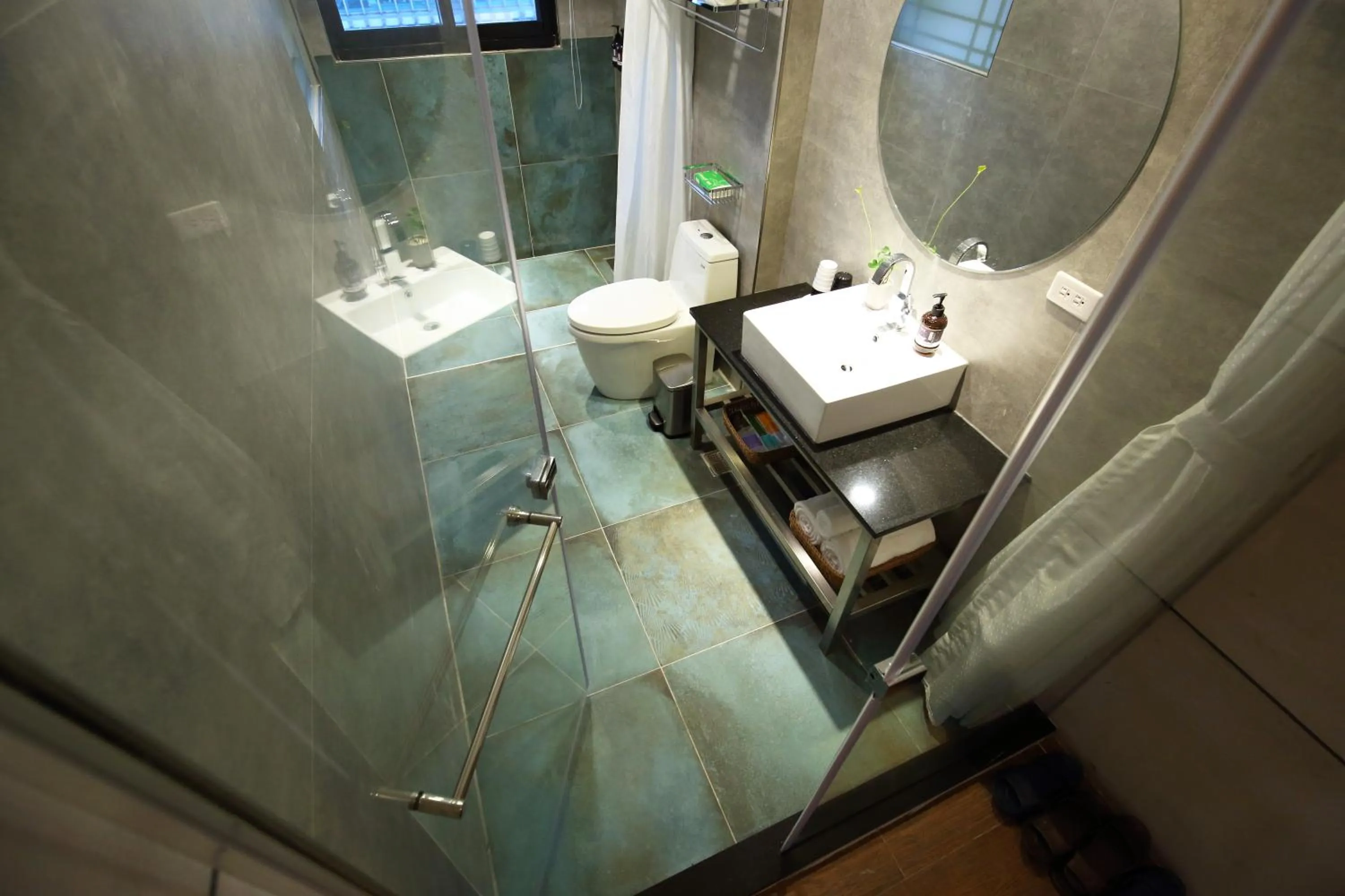 指南針民宿2178 & 工殿民宿2182