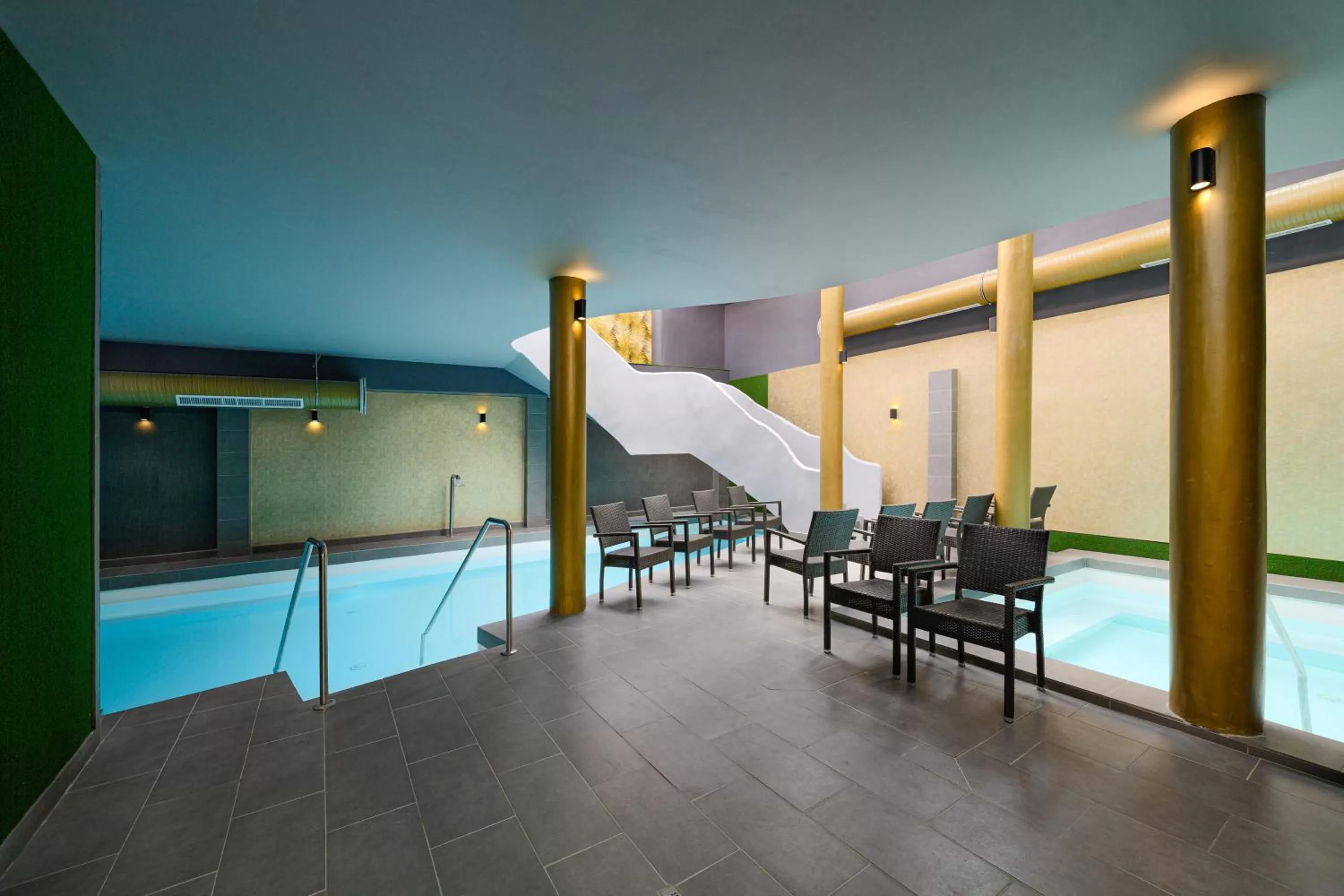 Swimming pool in Park Hotel Ambrózia