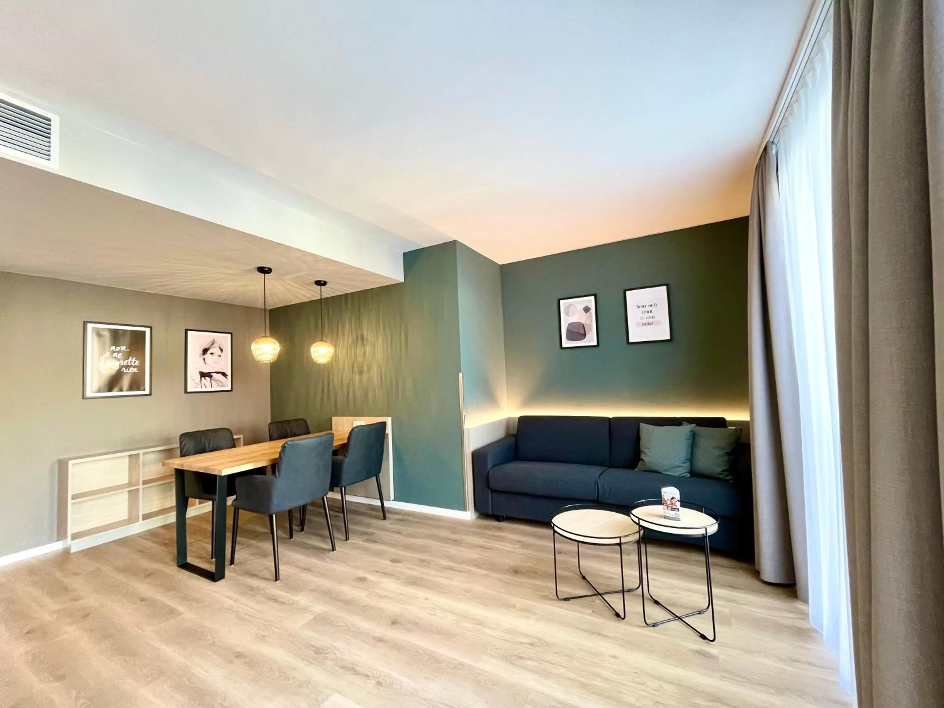 Seating area in zeitwohnhaus SUITE-HOTEL & SERVICED APARTMENTS