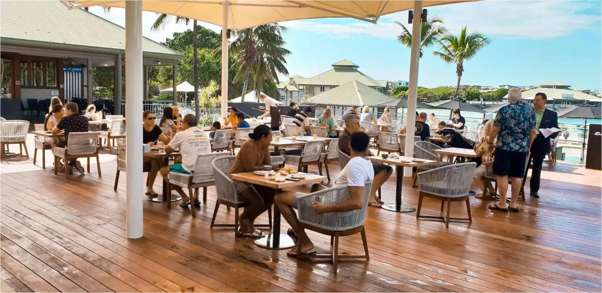 Patio, Restaurant/Places to Eat in Novotel Sunshine Coast Resort