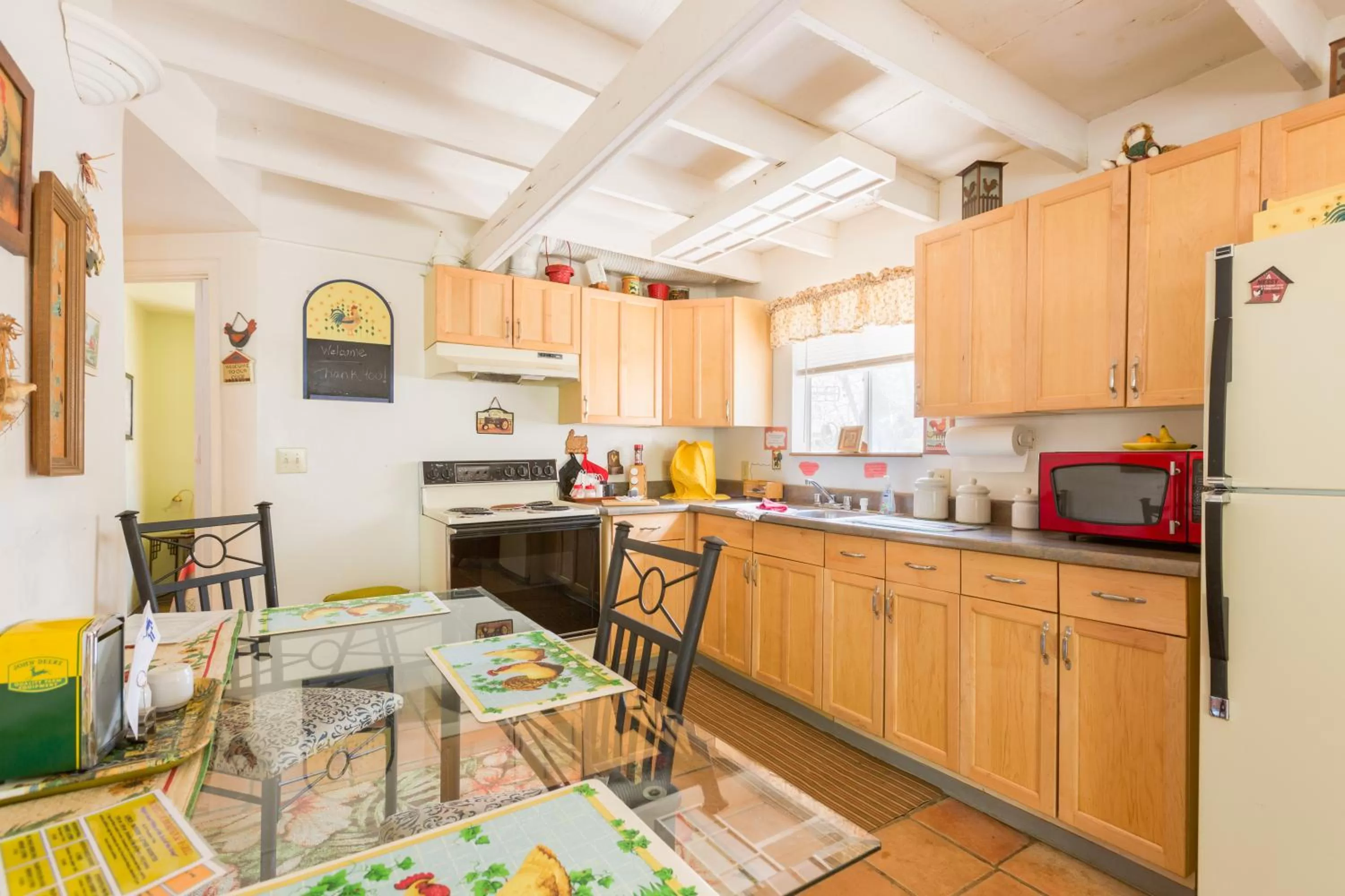 Kitchen/Kitchenette in Crown King Cabins Bradshaw