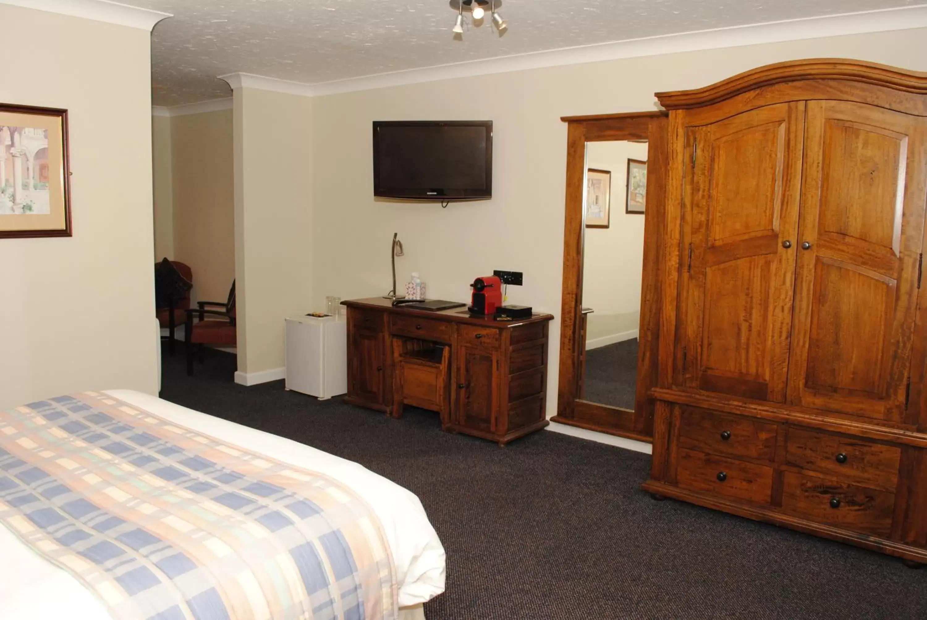 Executive Suite in Marsham Arms Inn