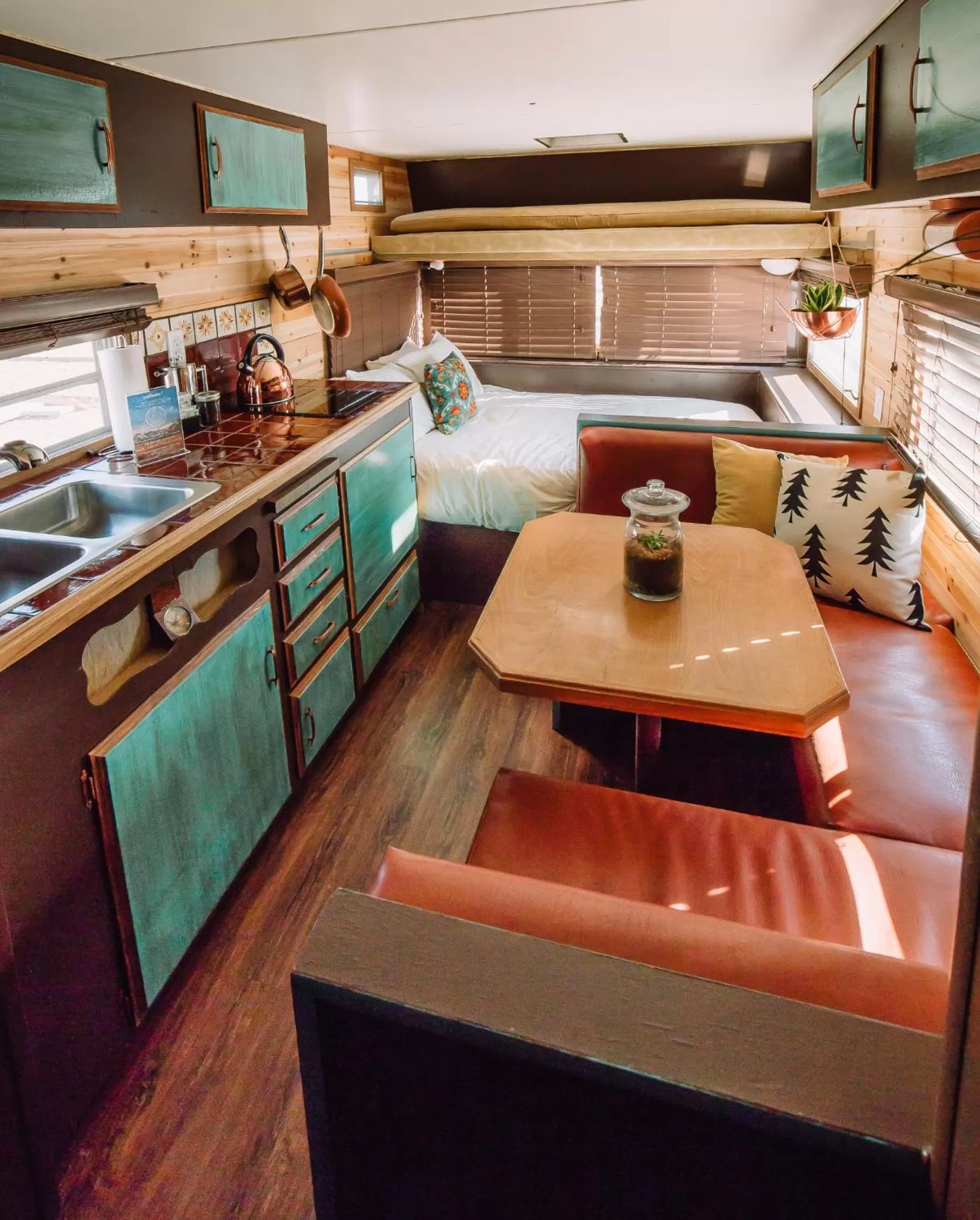 Kitchen/Kitchenette in Hotel Luna Mystica