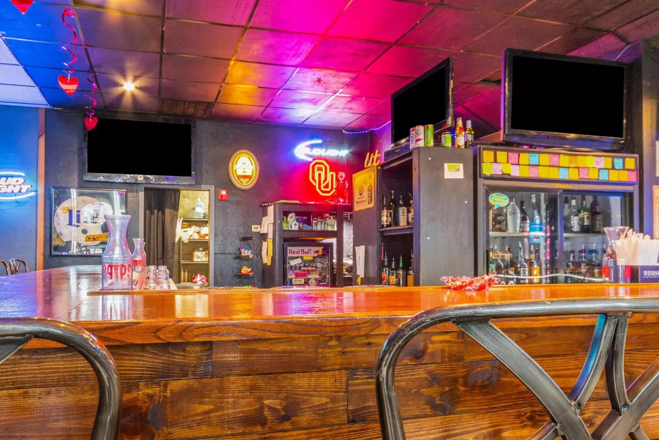 Lounge or bar, Lounge/Bar in Americas Best Value Inn of Elk City